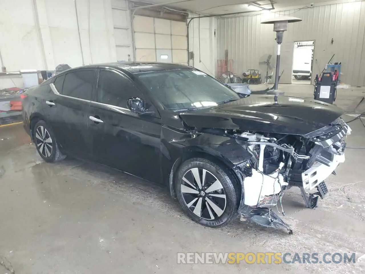 4 Photograph of a damaged car 1N4BL4EV8LC114090 NISSAN ALTIMA 2020