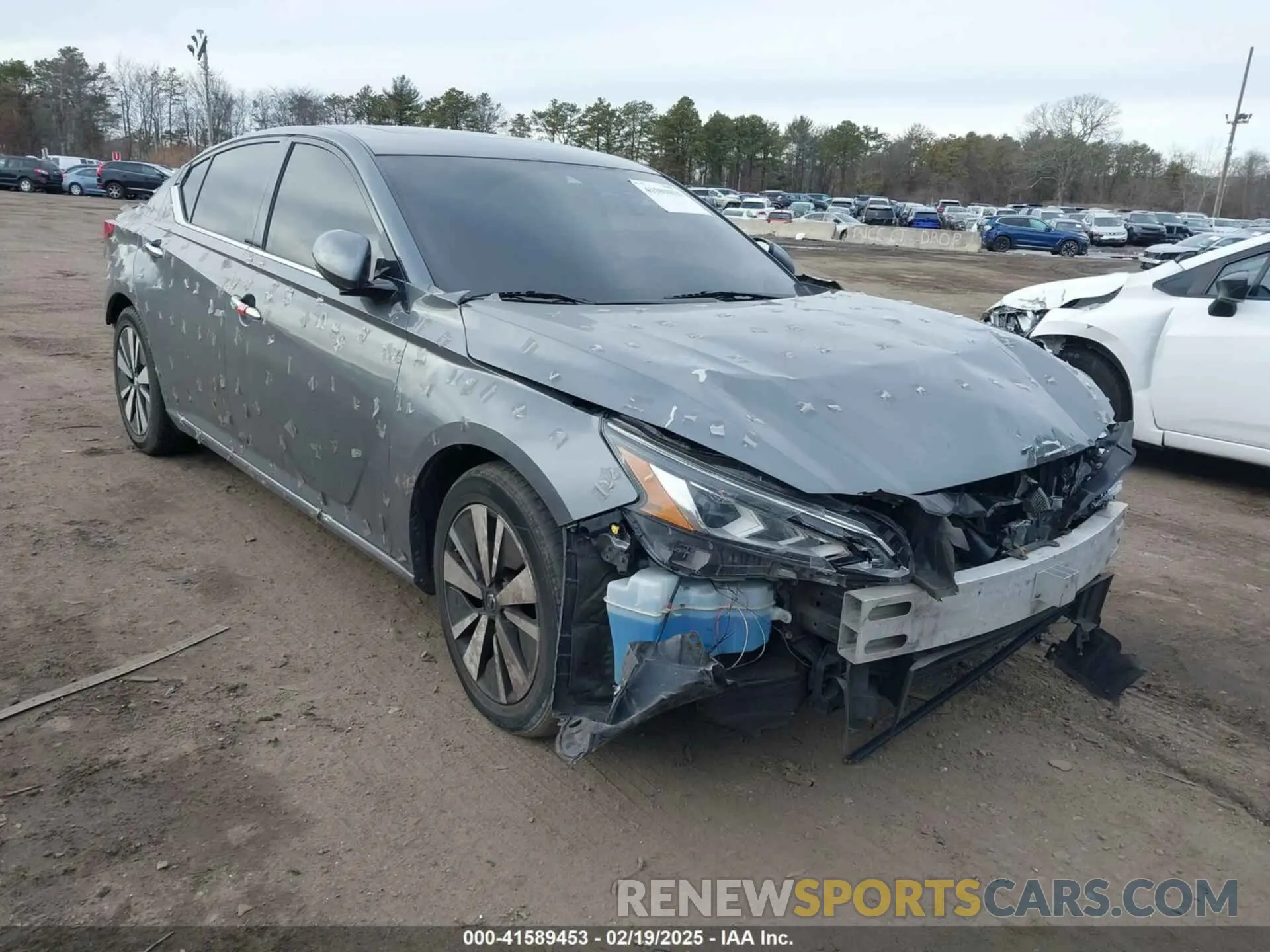 1 Photograph of a damaged car 1N4BL4EV8LC121363 NISSAN ALTIMA 2020