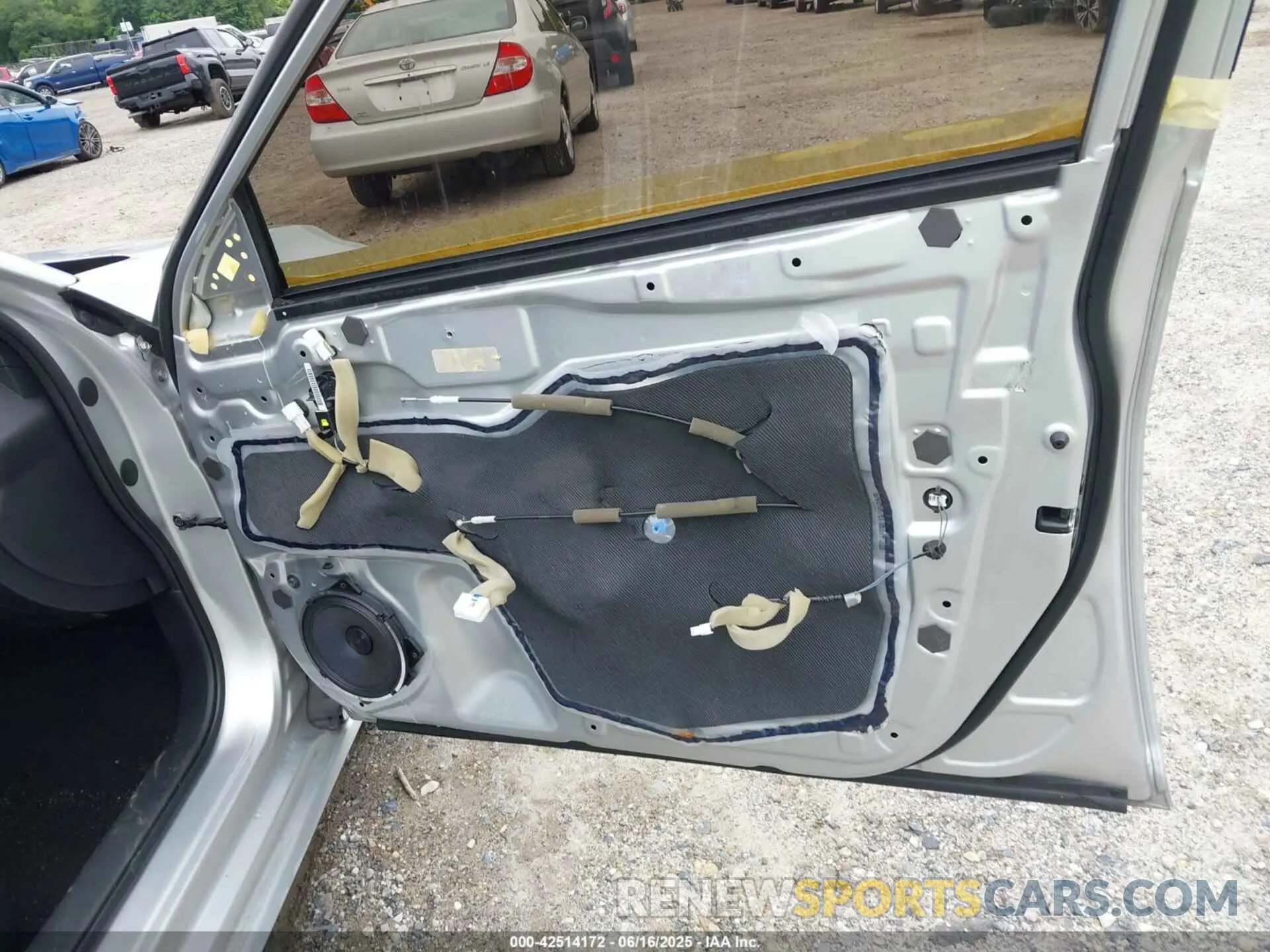 20 Photograph of a damaged car 1N4BL4EV8LC146134 NISSAN ALTIMA 2020