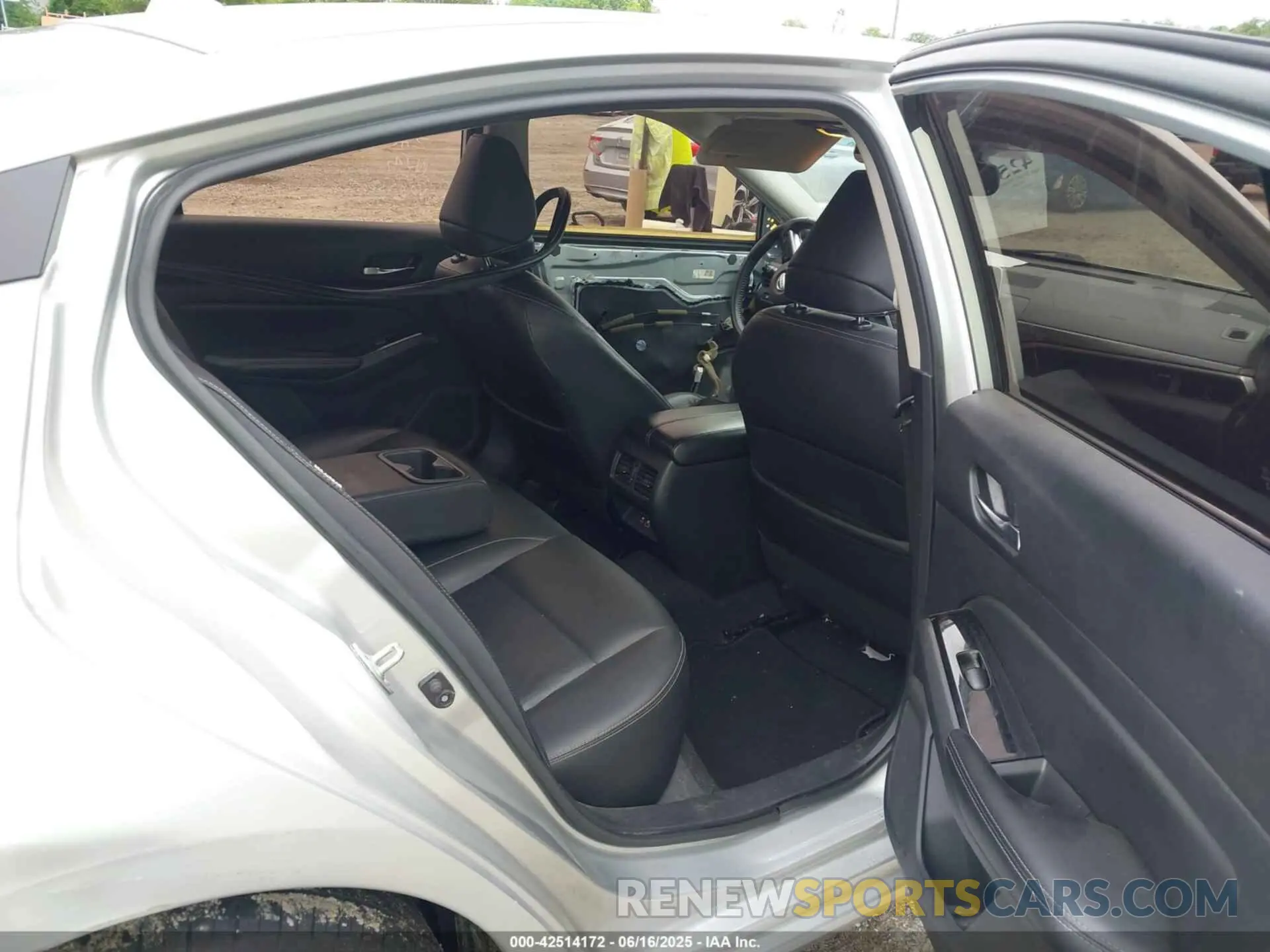 8 Photograph of a damaged car 1N4BL4EV8LC146134 NISSAN ALTIMA 2020