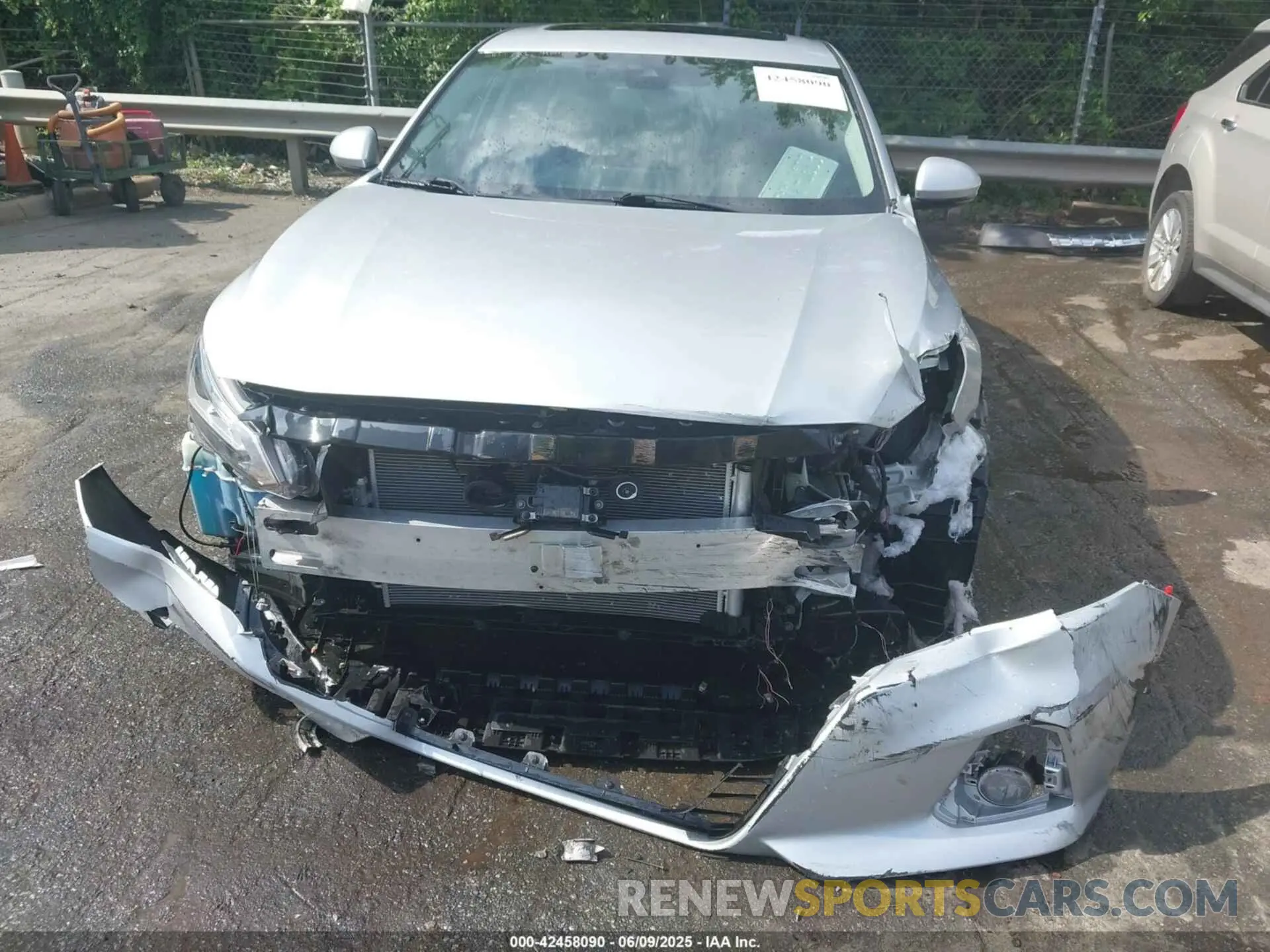 6 Photograph of a damaged car 1N4BL4EV8LC163306 NISSAN ALTIMA 2020