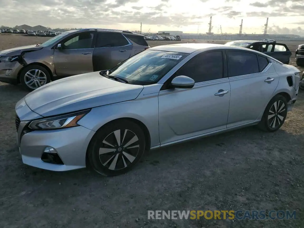 1 Photograph of a damaged car 1N4BL4EV8LC163595 NISSAN ALTIMA 2020