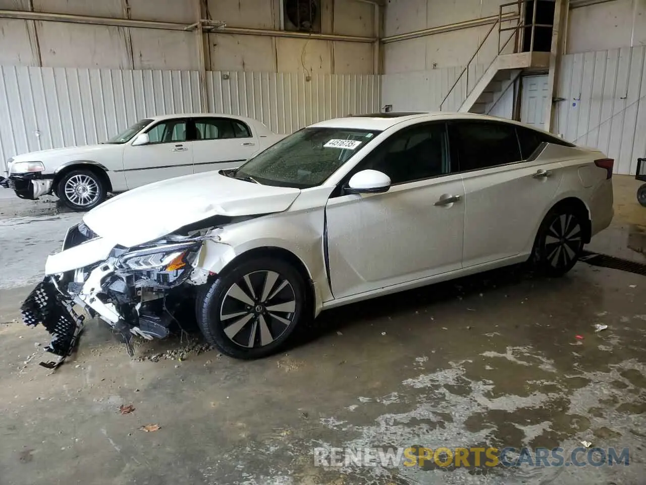 1 Photograph of a damaged car 1N4BL4EV8LC212942 NISSAN ALTIMA 2020