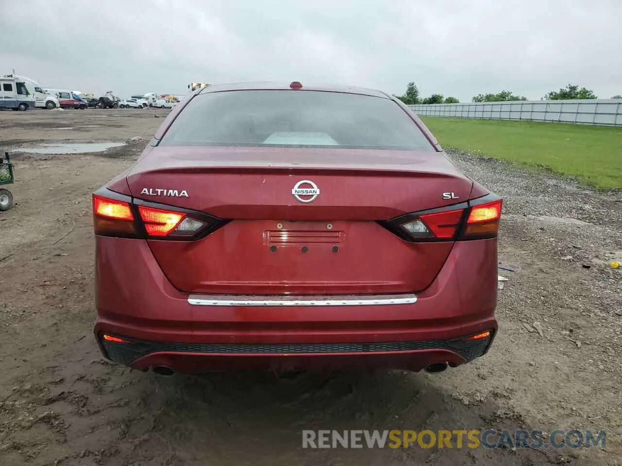 6 Photograph of a damaged car 1N4BL4EV8LN303410 NISSAN ALTIMA 2020