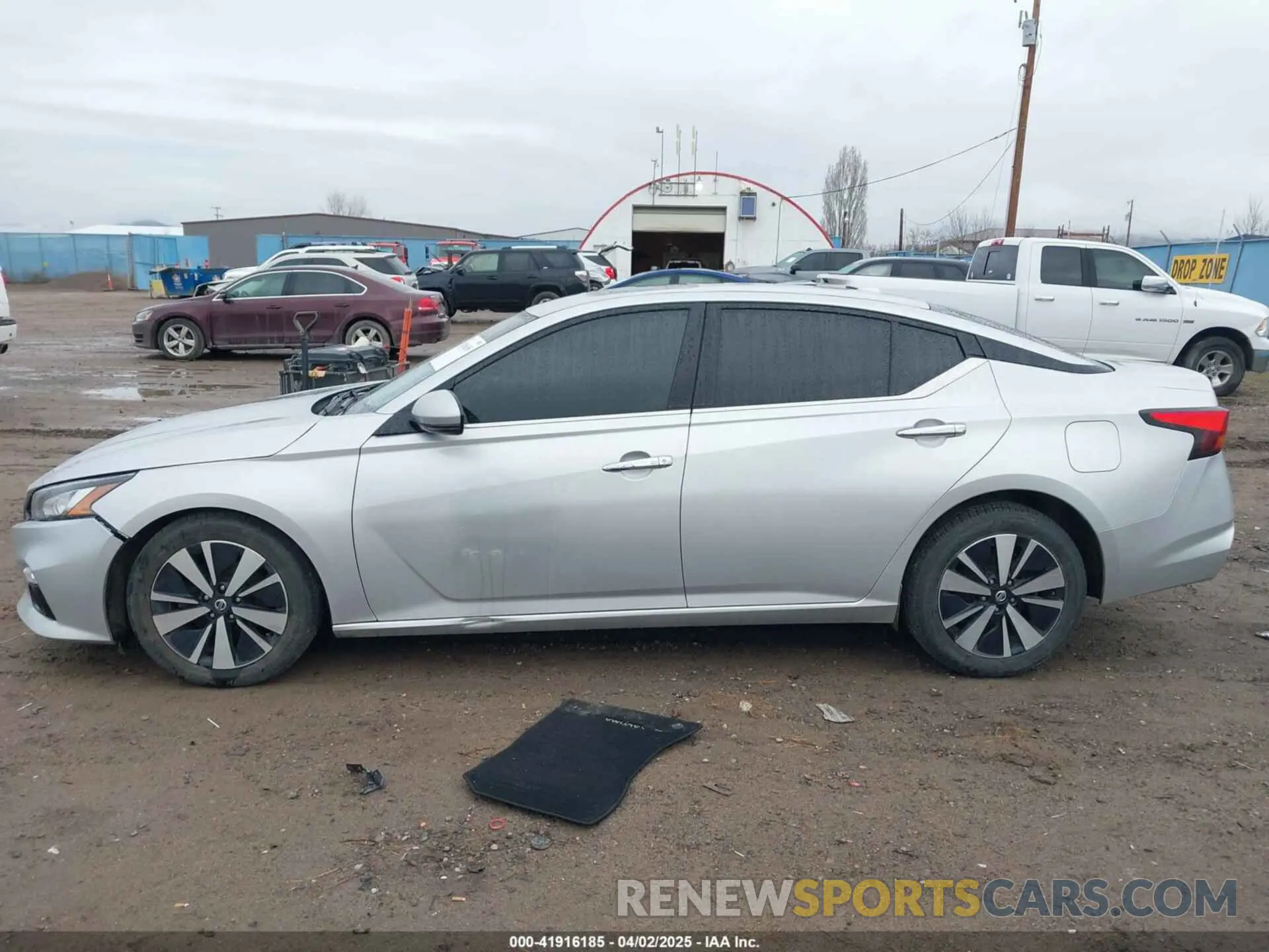 14 Photograph of a damaged car 1N4BL4EV9LC137121 NISSAN ALTIMA 2020