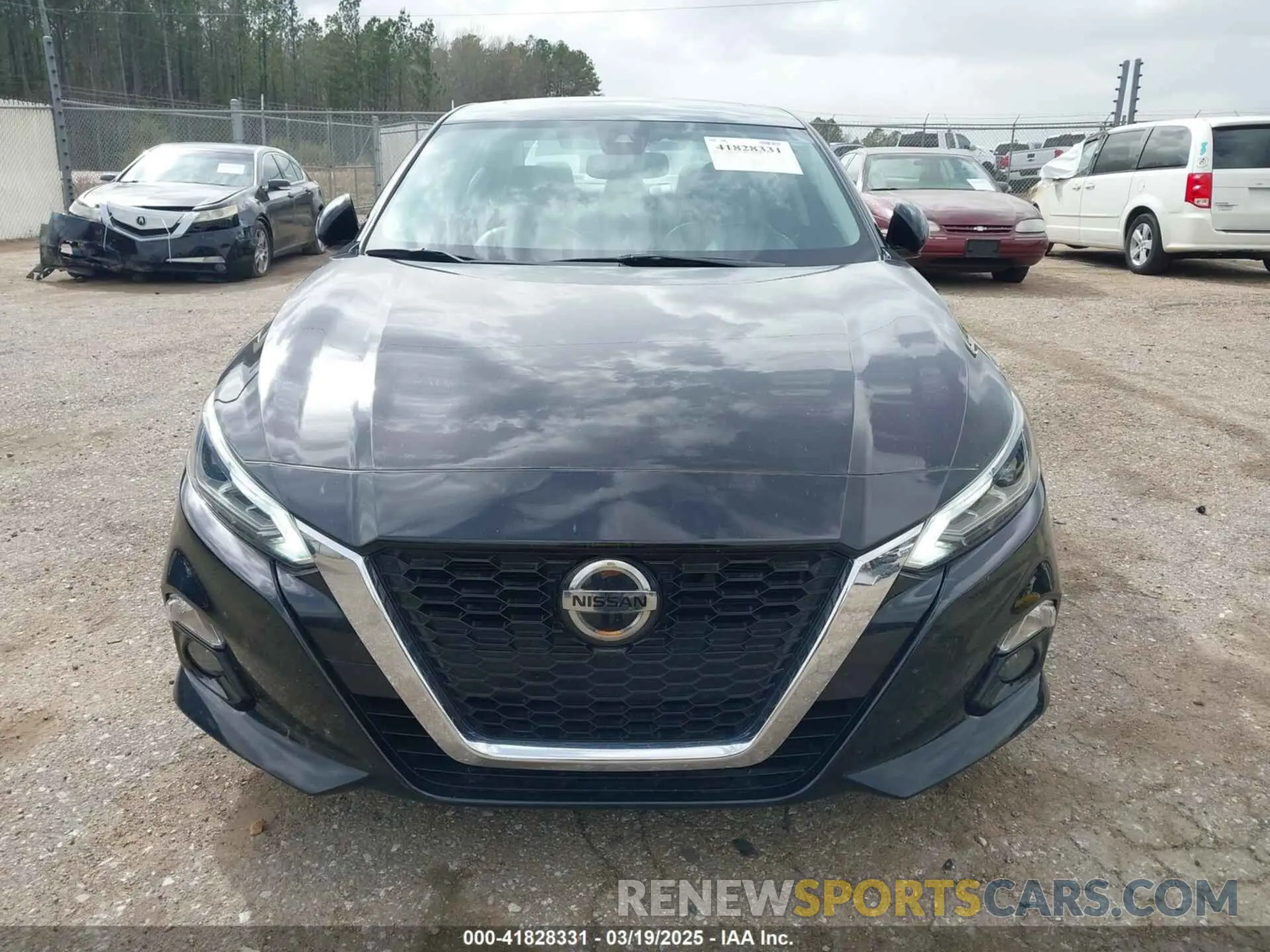 13 Photograph of a damaged car 1N4BL4EV9LC147356 NISSAN ALTIMA 2020