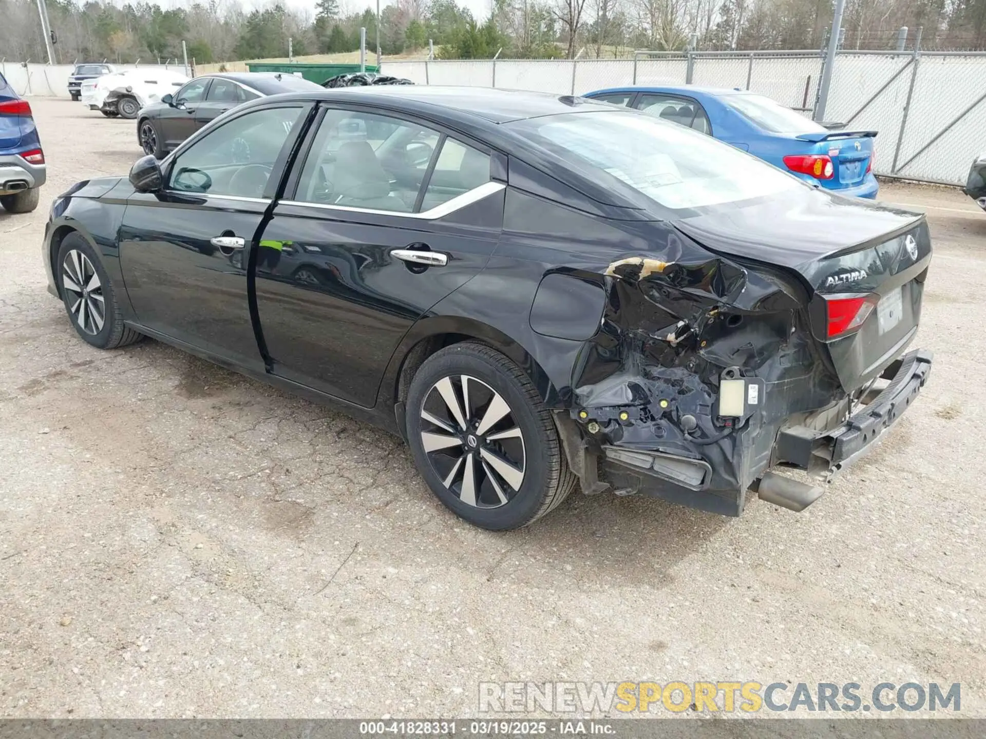 3 Photograph of a damaged car 1N4BL4EV9LC147356 NISSAN ALTIMA 2020
