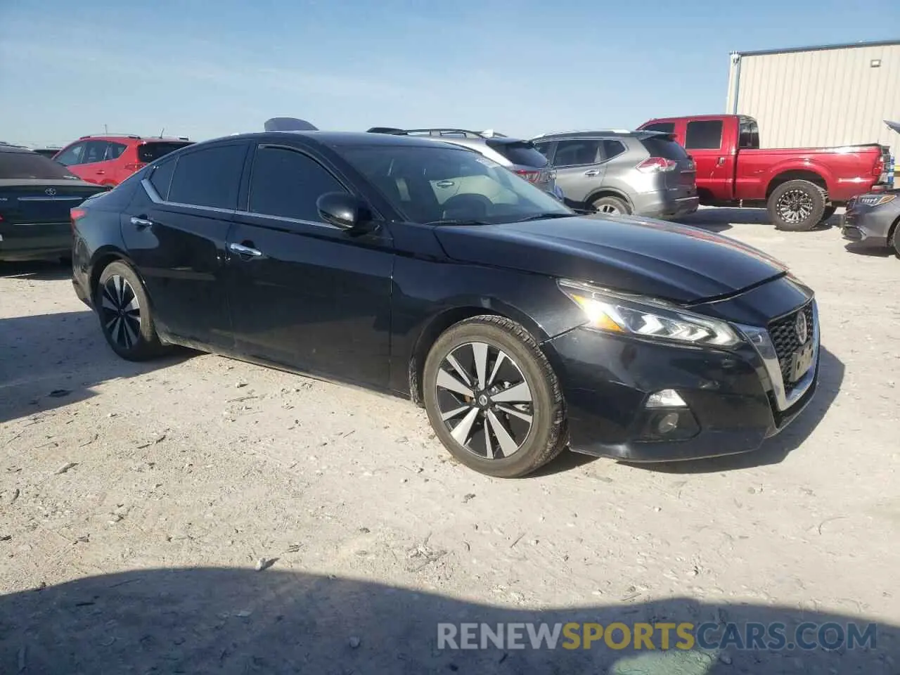 4 Photograph of a damaged car 1N4BL4EV9LC151990 NISSAN ALTIMA 2020