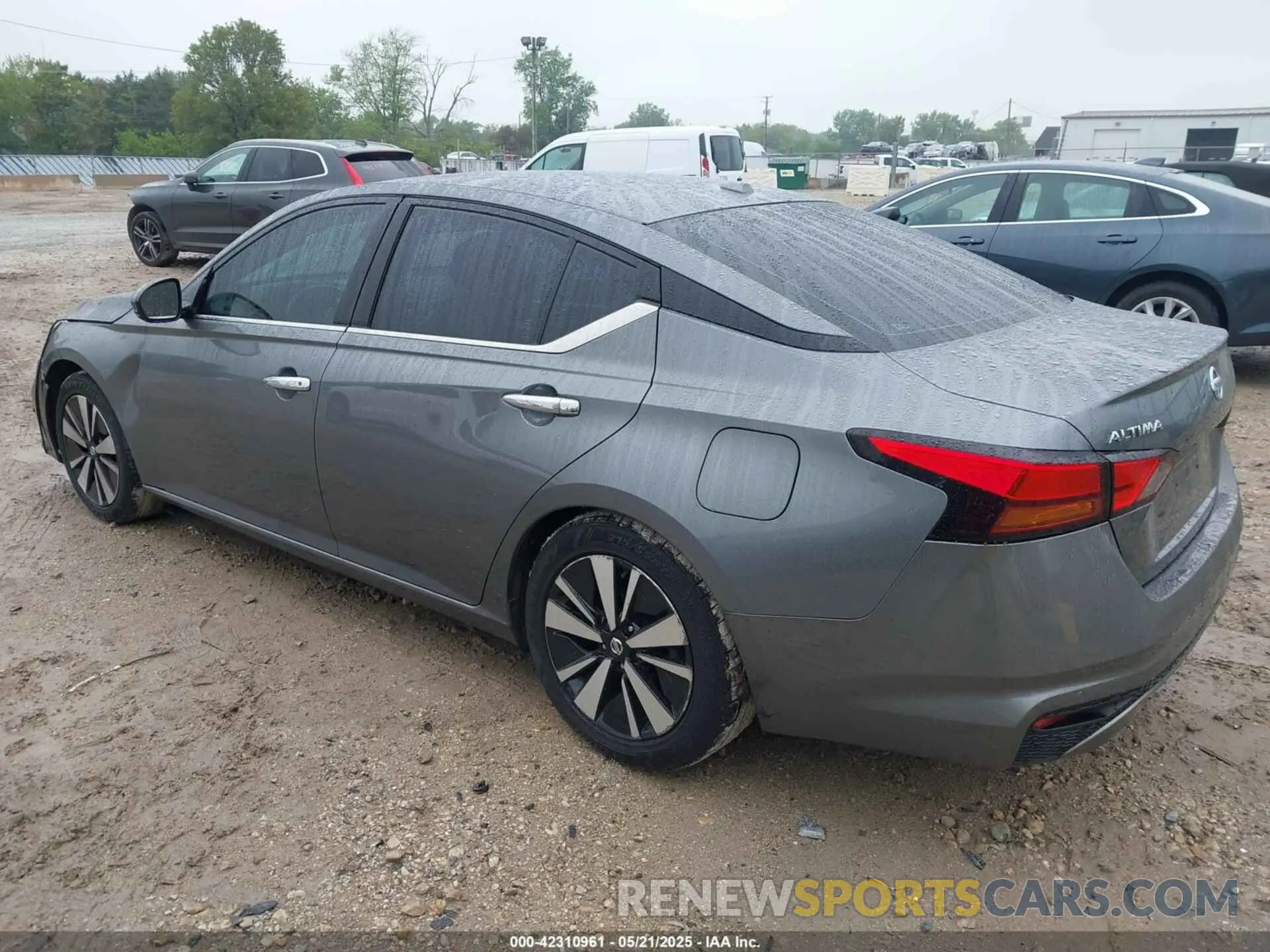 3 Photograph of a damaged car 1N4BL4EV9LC162892 NISSAN ALTIMA 2020