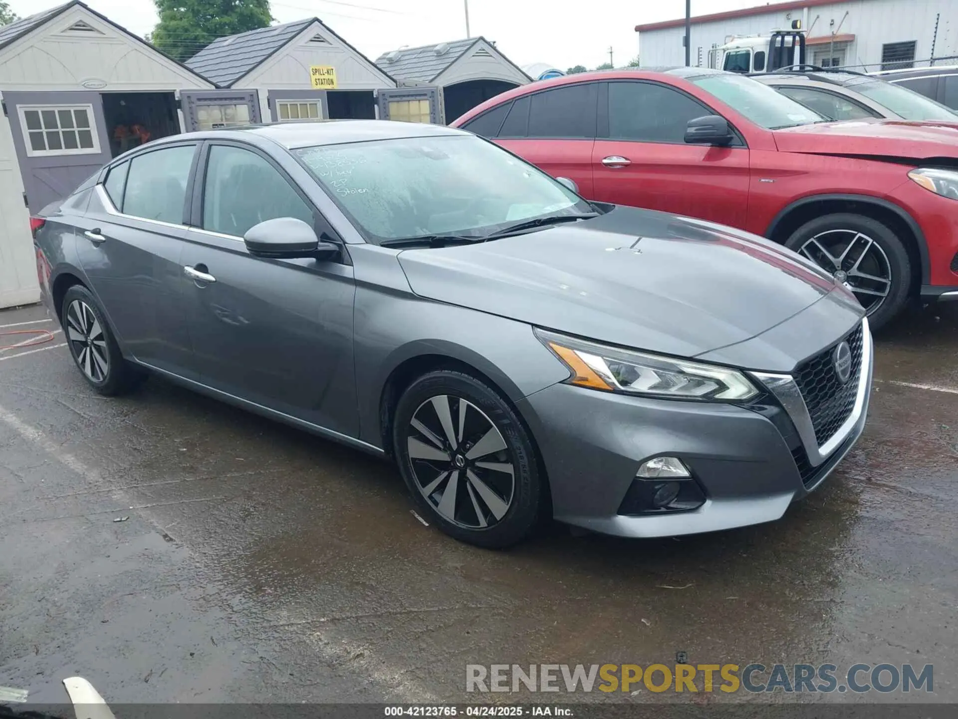 13 Photograph of a damaged car 1N4BL4EVXLC138536 NISSAN ALTIMA 2020