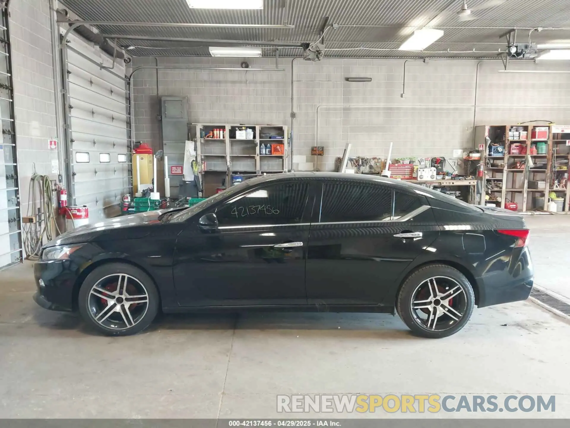 13 Photograph of a damaged car 1N4BL4EVXLC157426 NISSAN ALTIMA 2020