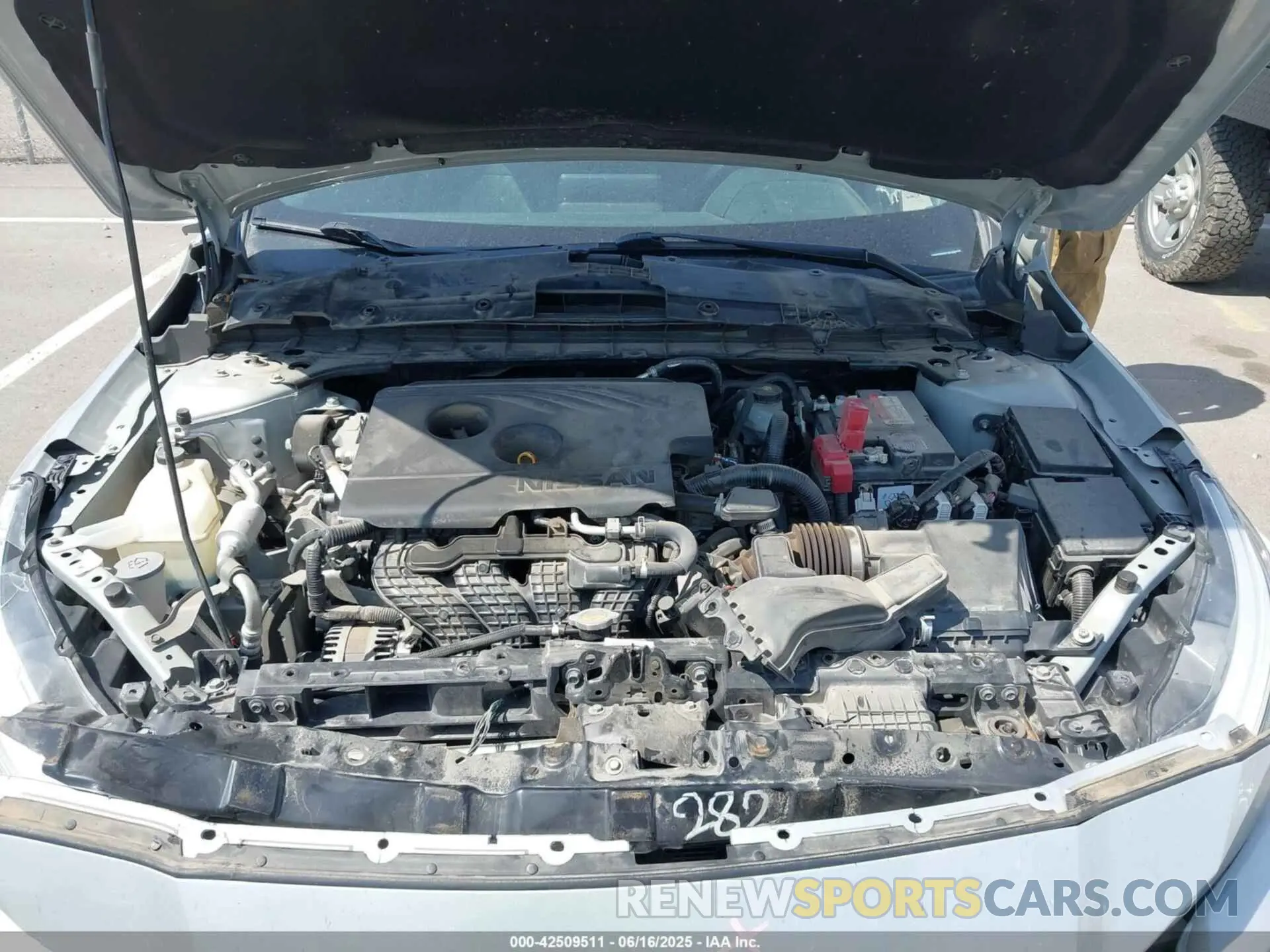 10 Photograph of a damaged car 1N4BL4EVXLC243593 NISSAN ALTIMA 2020