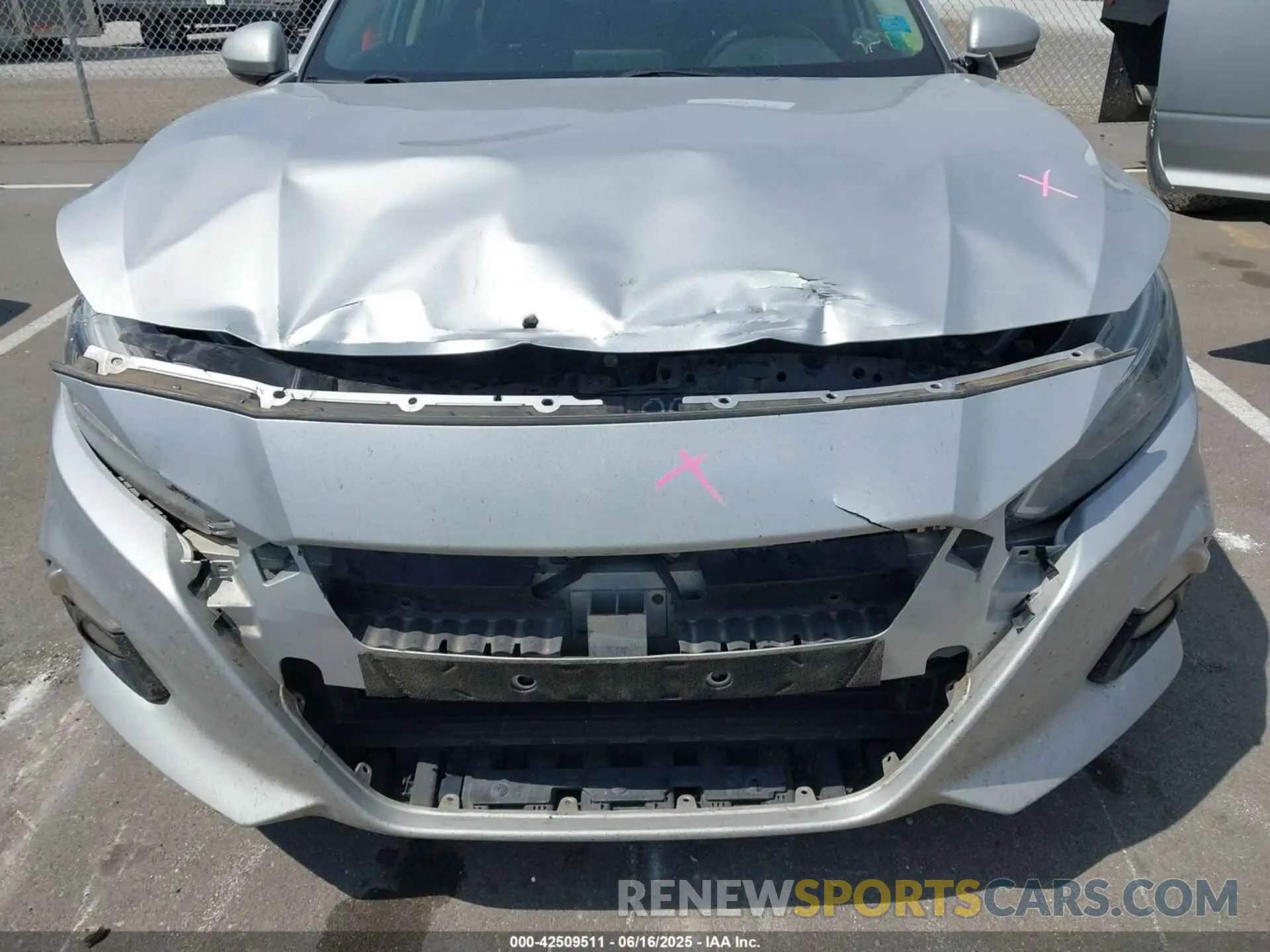 6 Photograph of a damaged car 1N4BL4EVXLC243593 NISSAN ALTIMA 2020