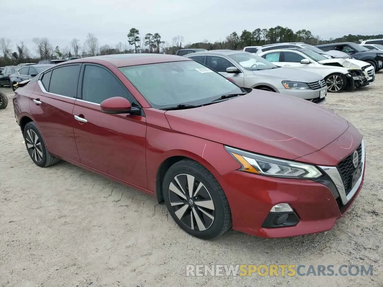 4 Photograph of a damaged car 1N4BL4EW3LC132215 NISSAN ALTIMA 2020