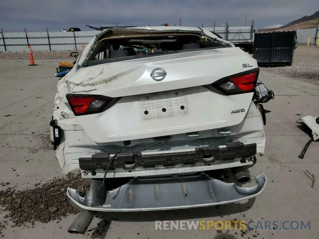 6 Photograph of a damaged car 1N4BL4EW8LC273801 NISSAN ALTIMA 2020