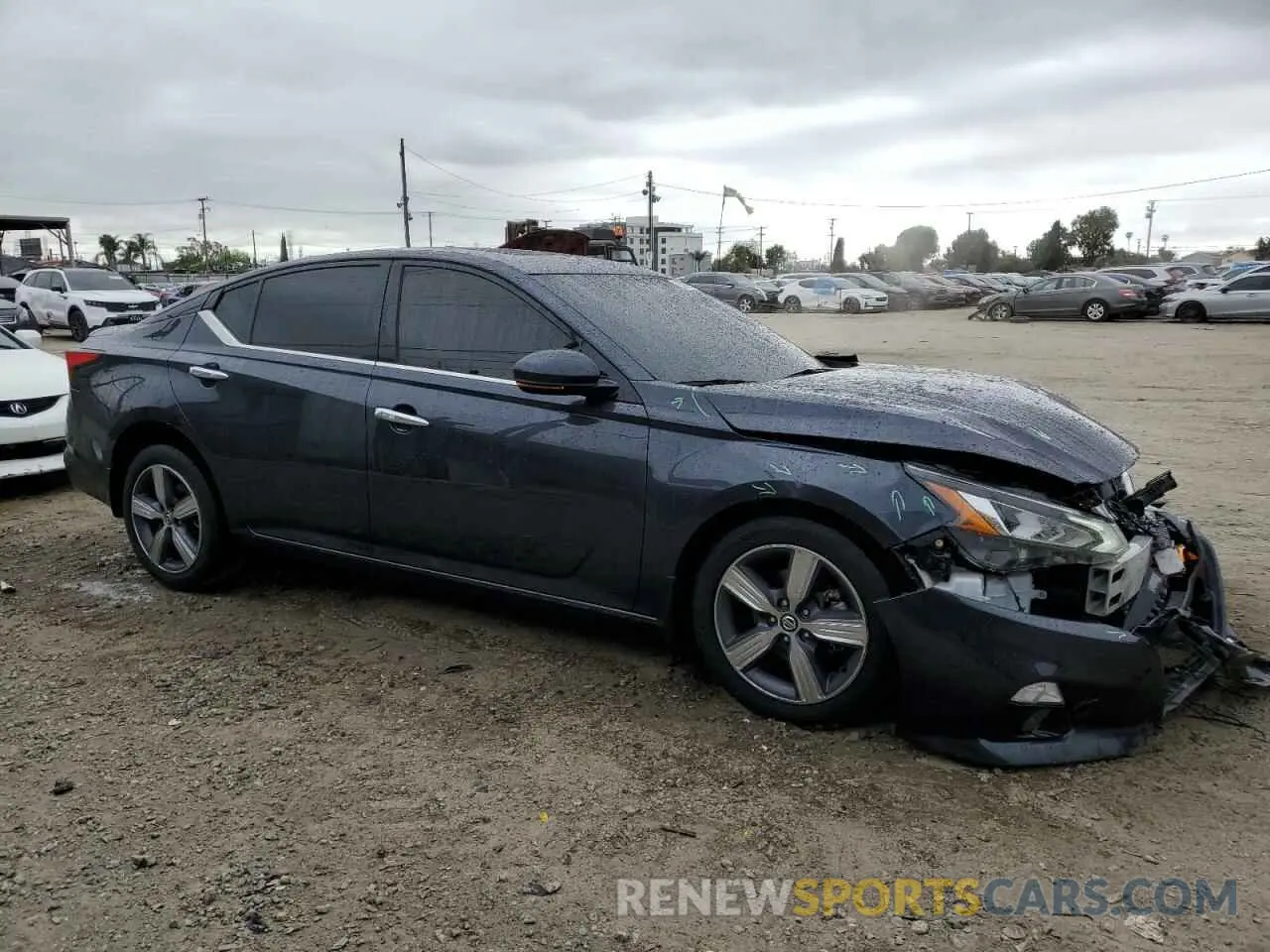 4 Photograph of a damaged car 1N4BL4EWXLC240993 NISSAN ALTIMA 2020