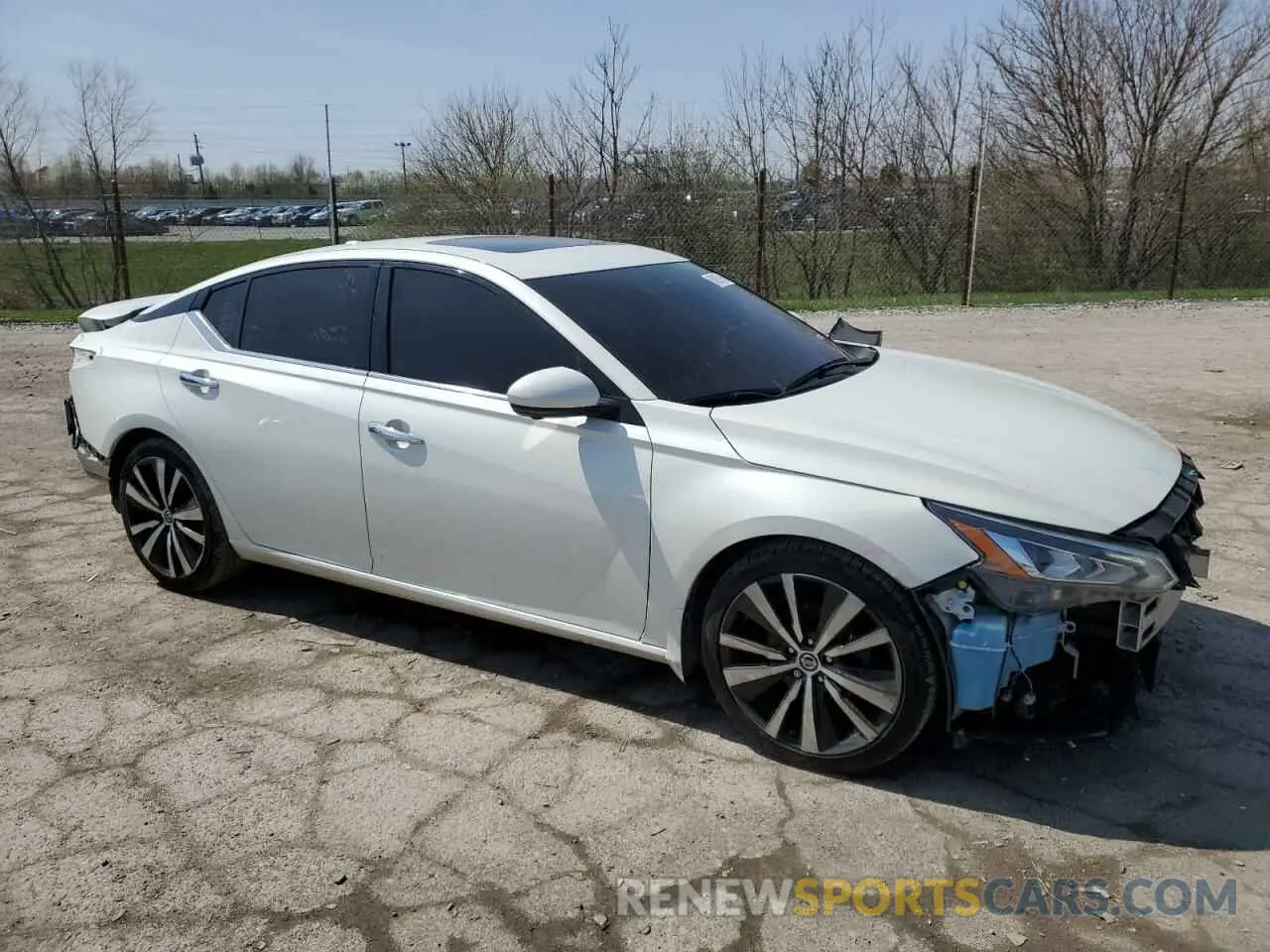 4 Photograph of a damaged car 1N4BL4FV3LC182537 NISSAN ALTIMA 2020