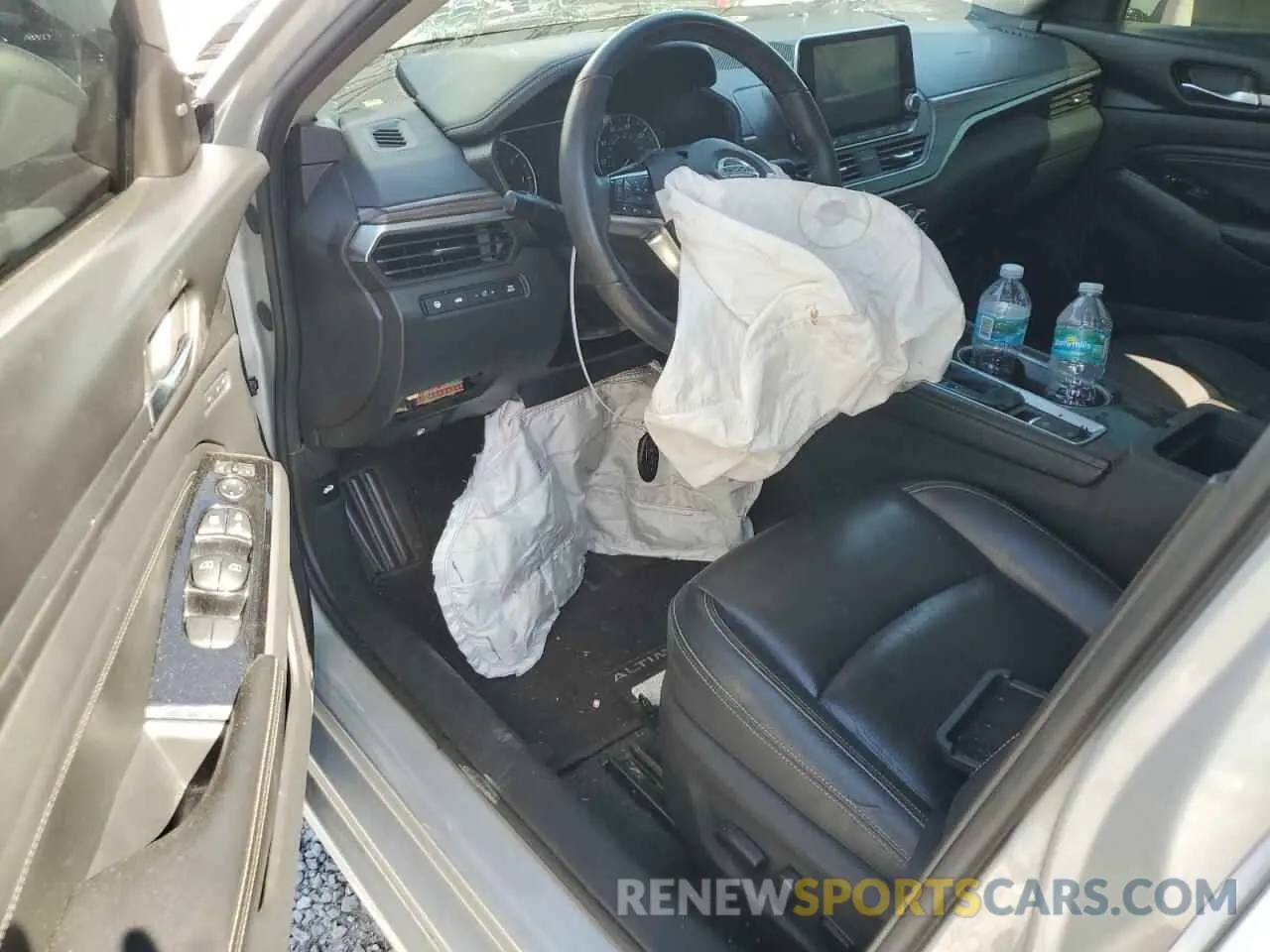 8 Photograph of a damaged car 1N4BL4FV3LN304690 NISSAN ALTIMA 2020