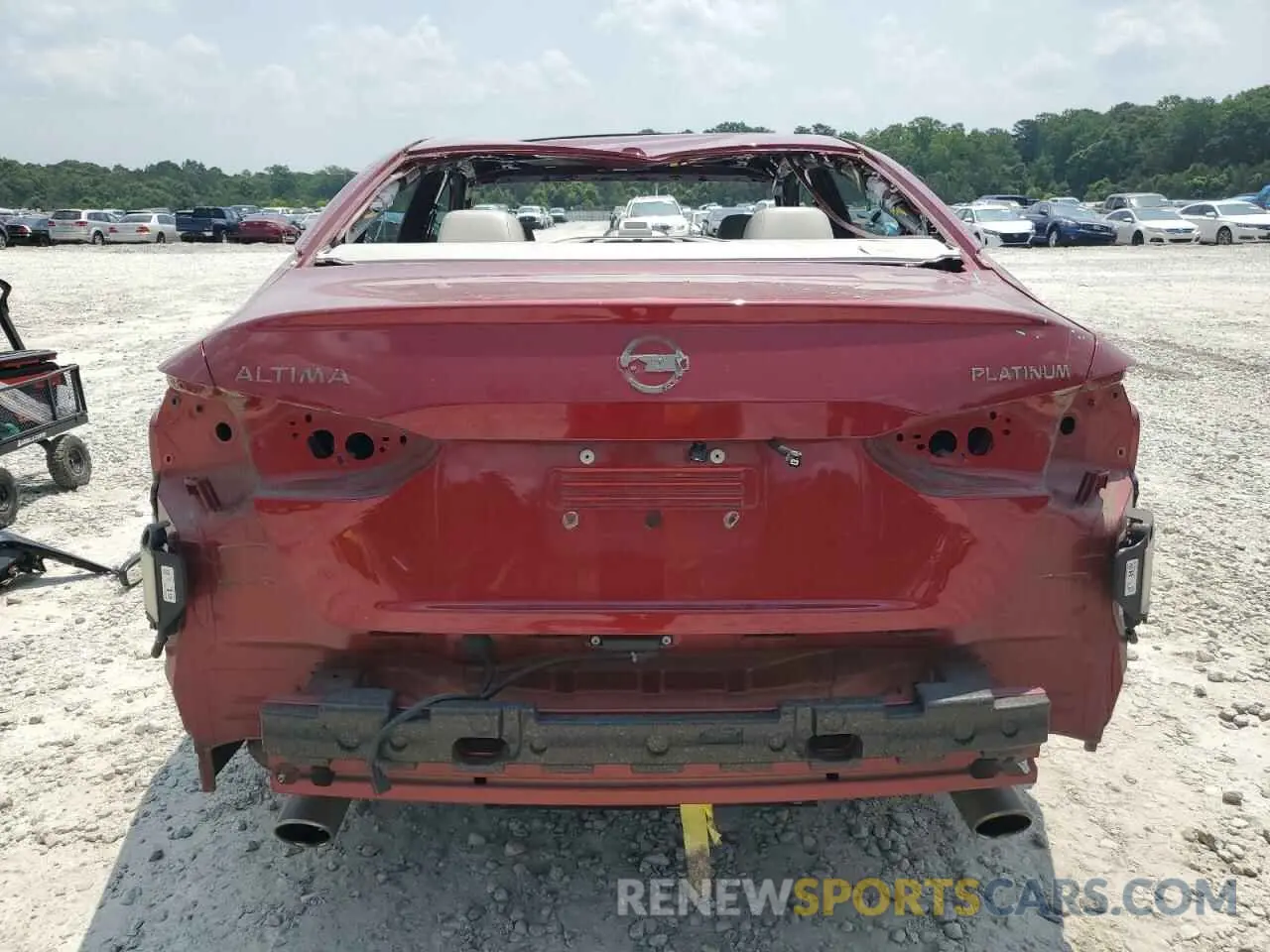 6 Photograph of a damaged car 1N4BL4FV4LC100833 NISSAN ALTIMA 2020