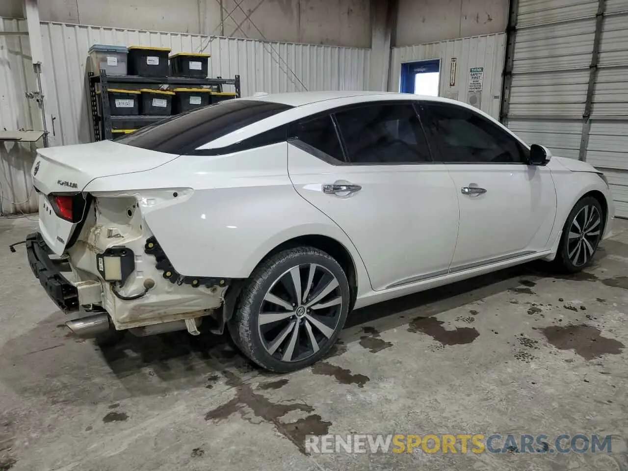 3 Photograph of a damaged car 1N4BL4FW1LN307127 NISSAN ALTIMA 2020