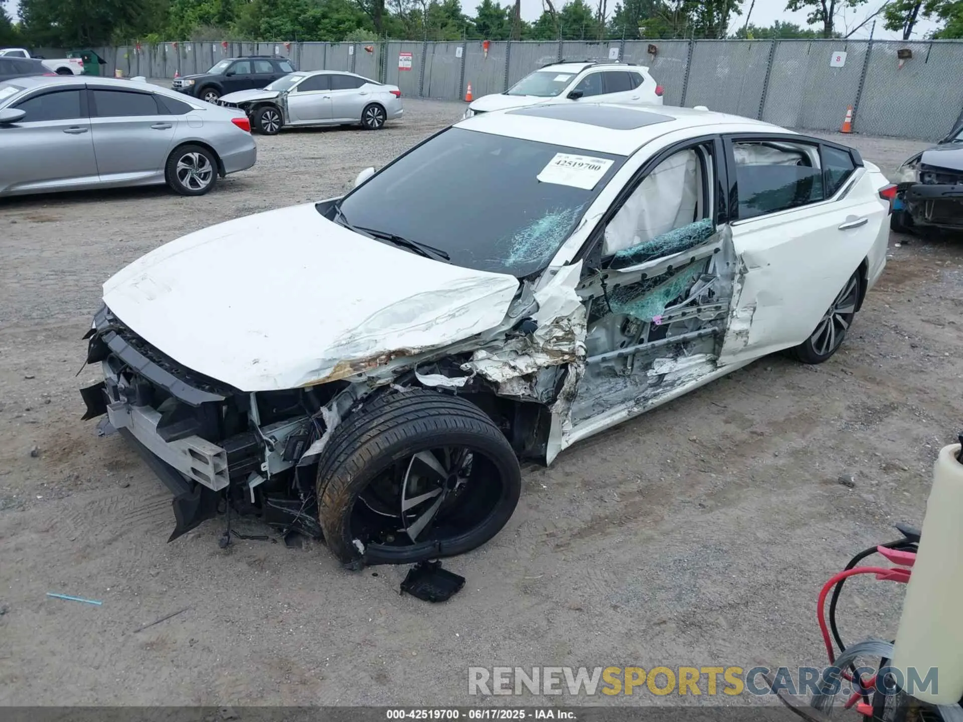 2 Photograph of a damaged car 1N4BL4FW5LC165859 NISSAN ALTIMA 2020