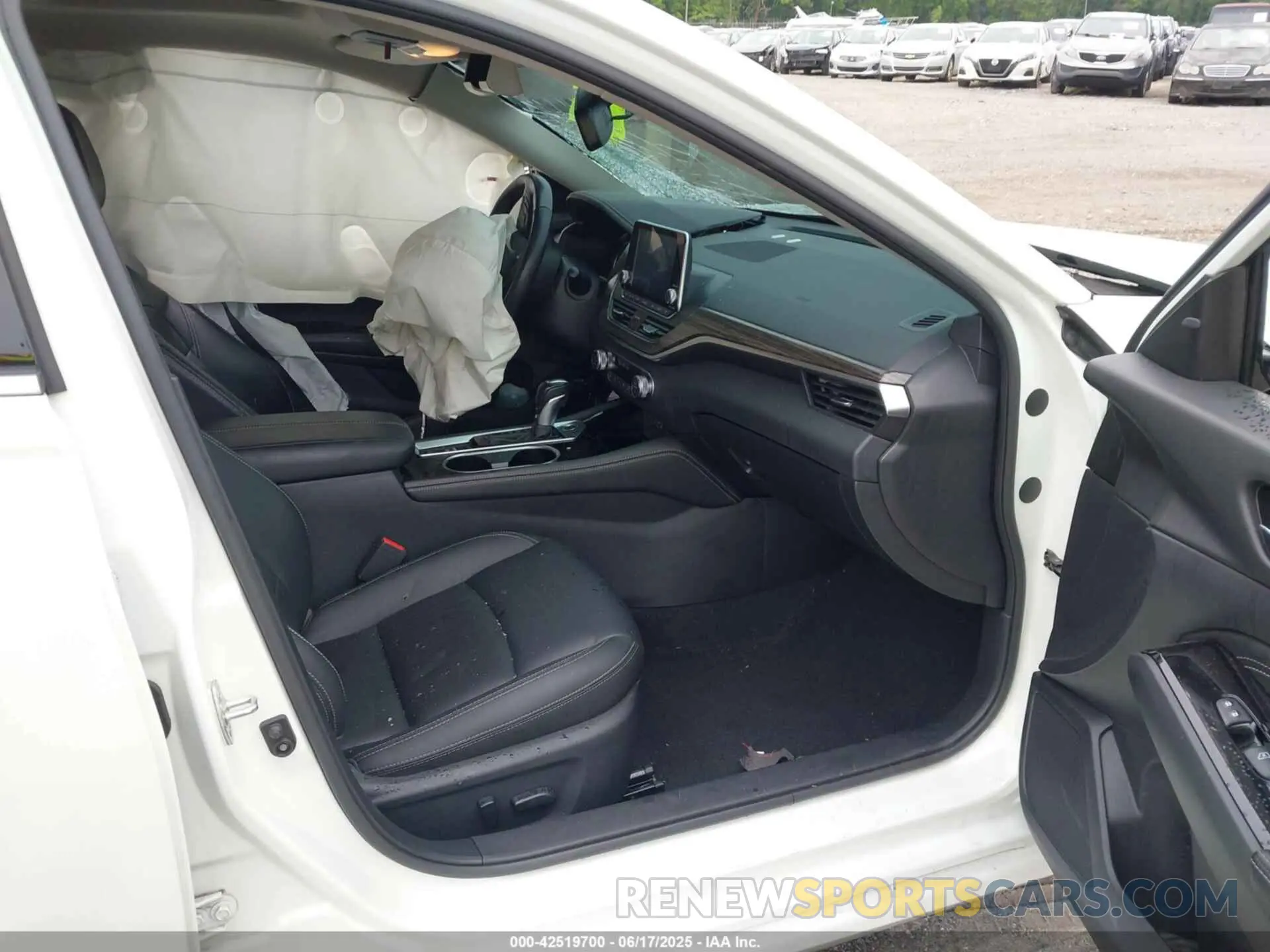 5 Photograph of a damaged car 1N4BL4FW5LC165859 NISSAN ALTIMA 2020