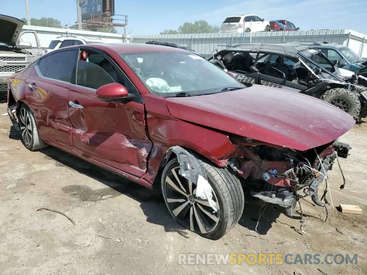 4 Photograph of a damaged car 1N4BL4FWXLC185654 NISSAN ALTIMA 2020