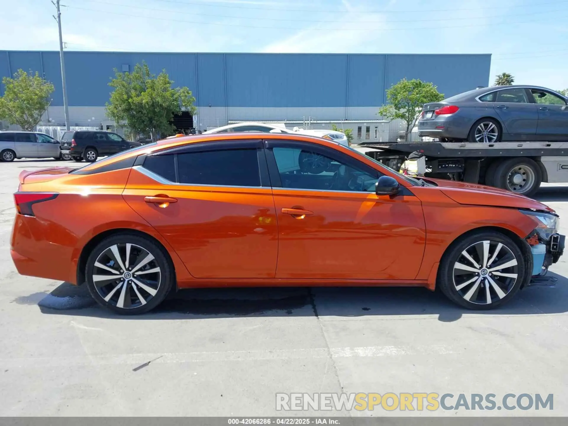 14 Photograph of a damaged car 1N4AL4CV9MN332768 NISSAN ALTIMA 2021