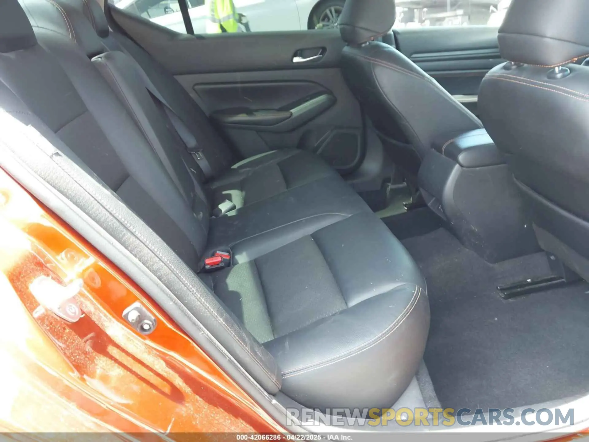 8 Photograph of a damaged car 1N4AL4CV9MN332768 NISSAN ALTIMA 2021