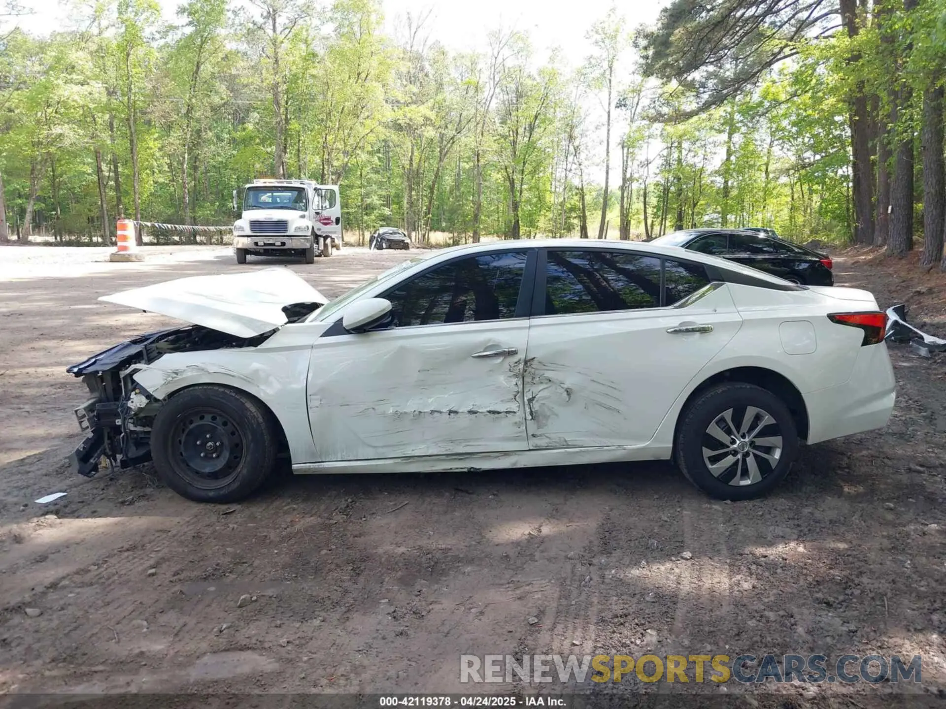 15 Photograph of a damaged car 1N4BL4BV0MN376695 NISSAN ALTIMA 2021