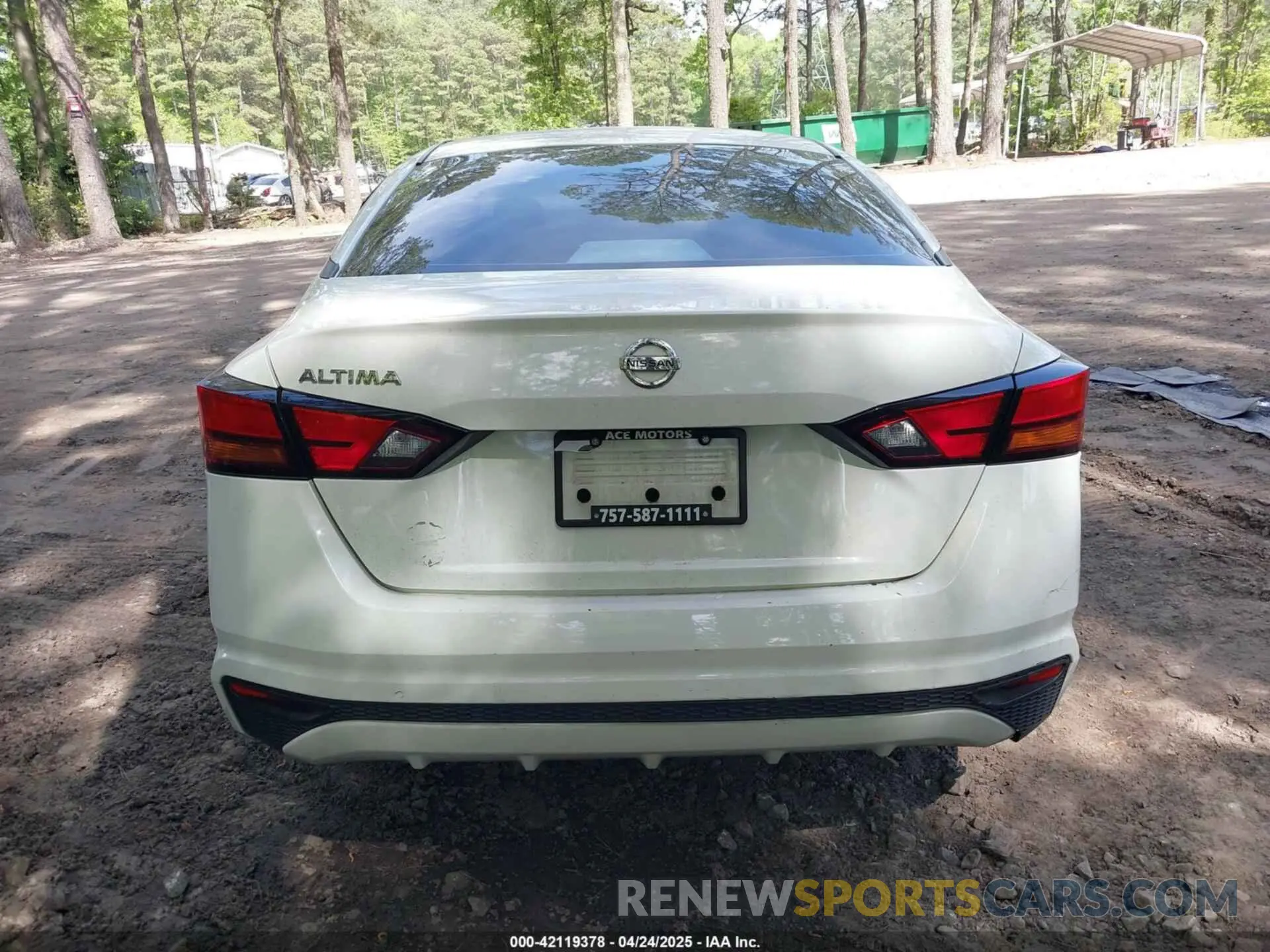 17 Photograph of a damaged car 1N4BL4BV0MN376695 NISSAN ALTIMA 2021