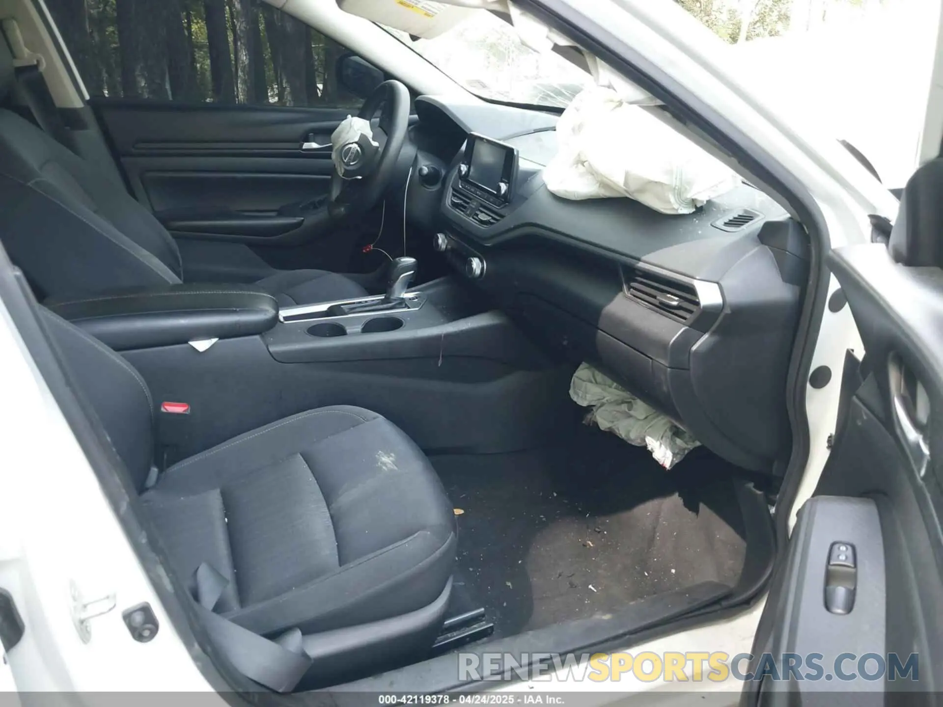 5 Photograph of a damaged car 1N4BL4BV0MN376695 NISSAN ALTIMA 2021