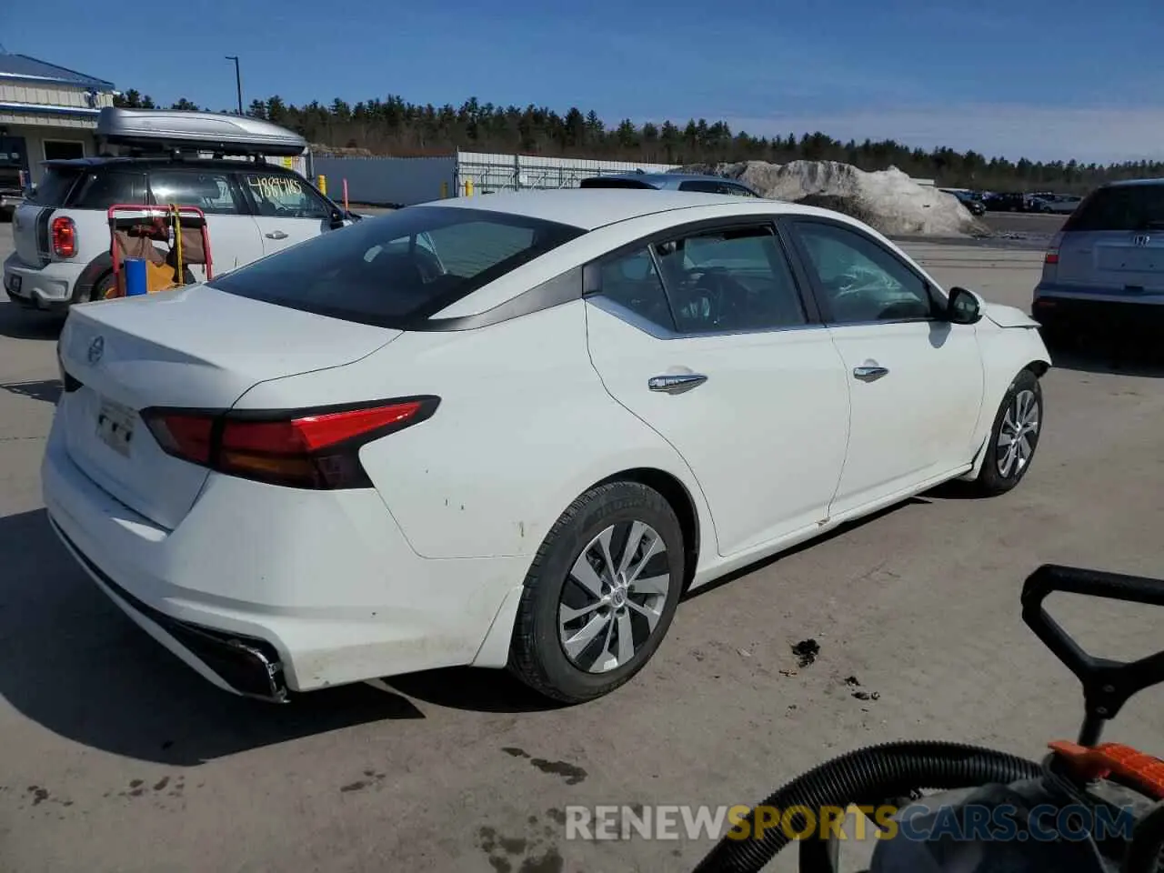 3 Photograph of a damaged car 1N4BL4BV0MN381847 NISSAN ALTIMA 2021