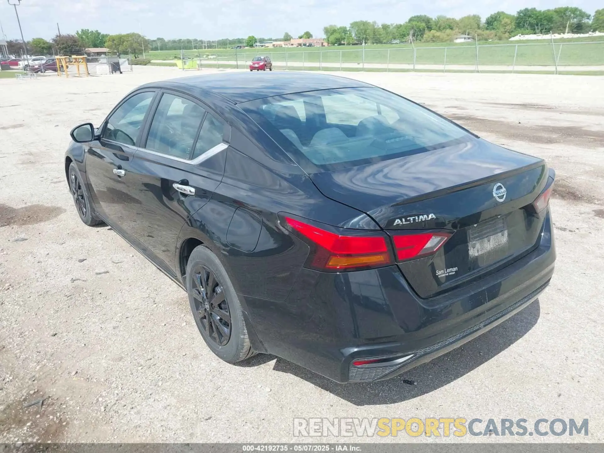 3 Photograph of a damaged car 1N4BL4BV1MN382392 NISSAN ALTIMA 2021
