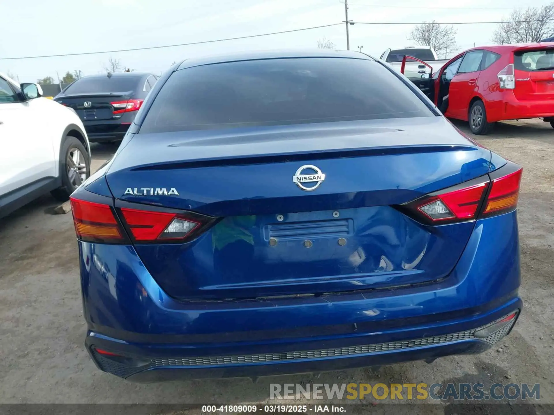 17 Photograph of a damaged car 1N4BL4BV1MN390668 NISSAN ALTIMA 2021