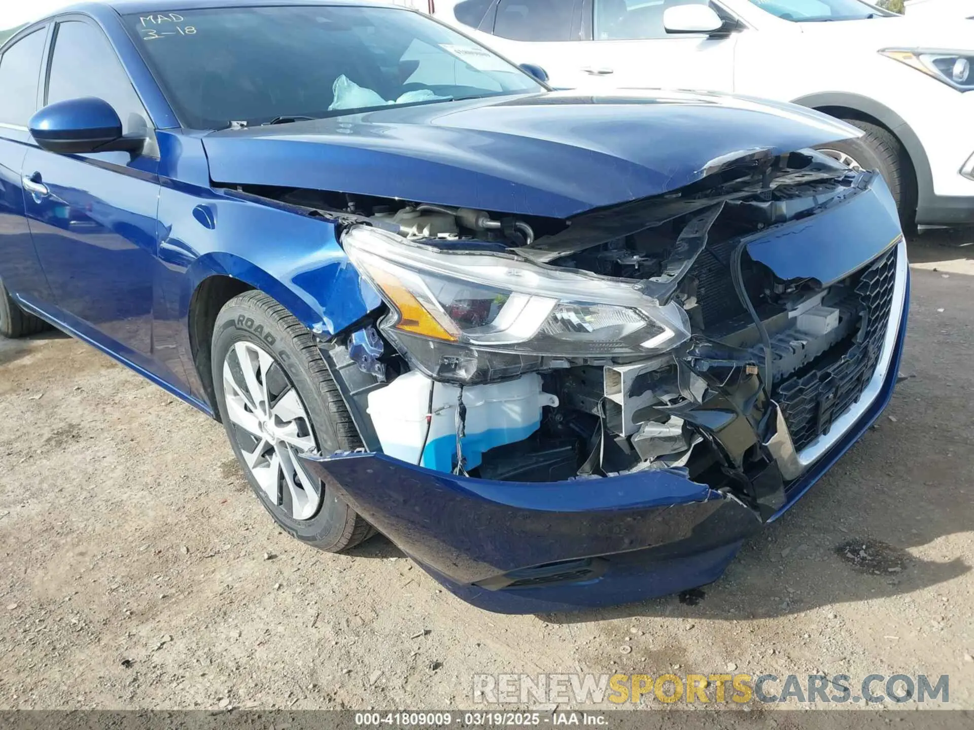 18 Photograph of a damaged car 1N4BL4BV1MN390668 NISSAN ALTIMA 2021