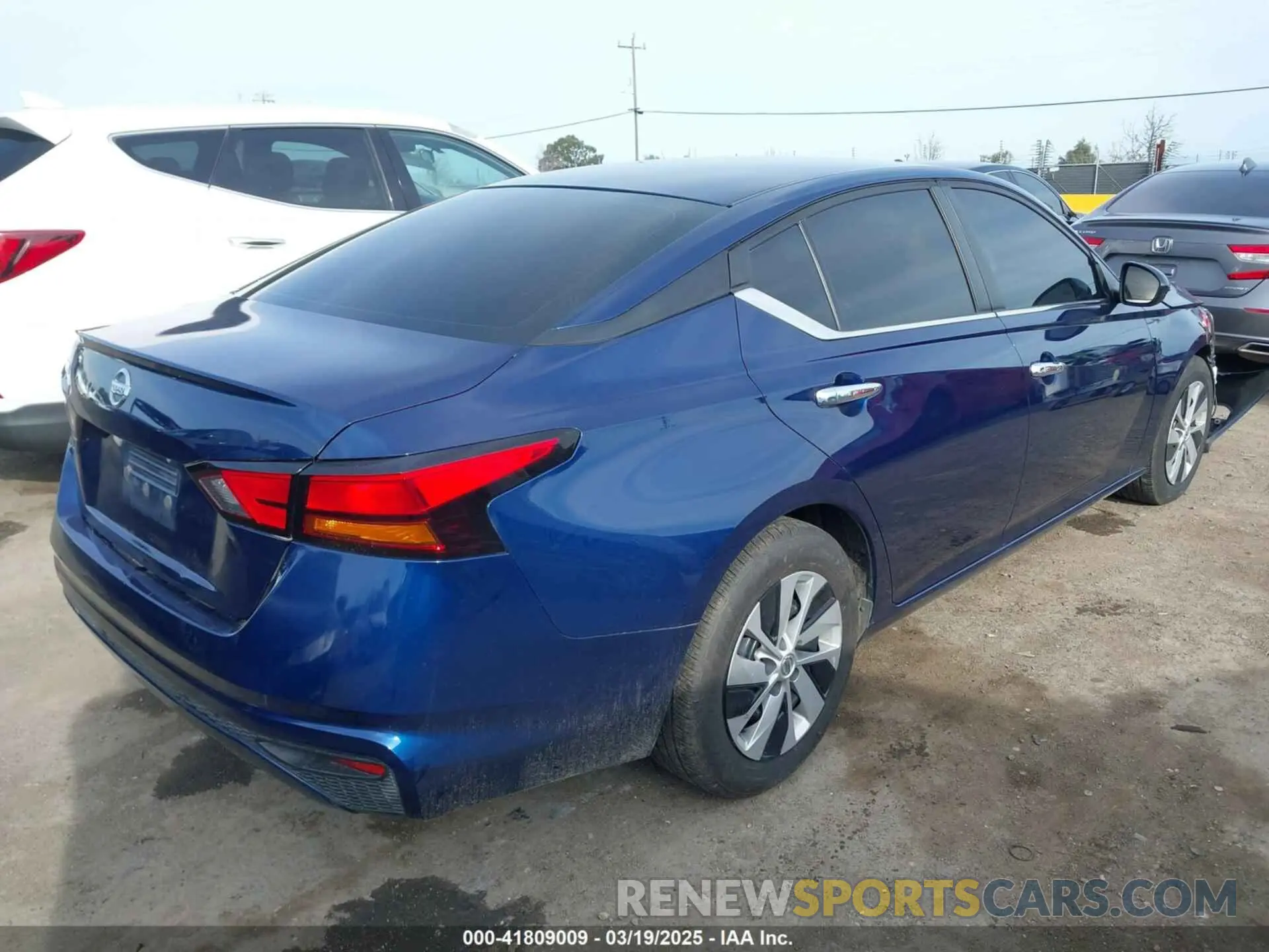 4 Photograph of a damaged car 1N4BL4BV1MN390668 NISSAN ALTIMA 2021