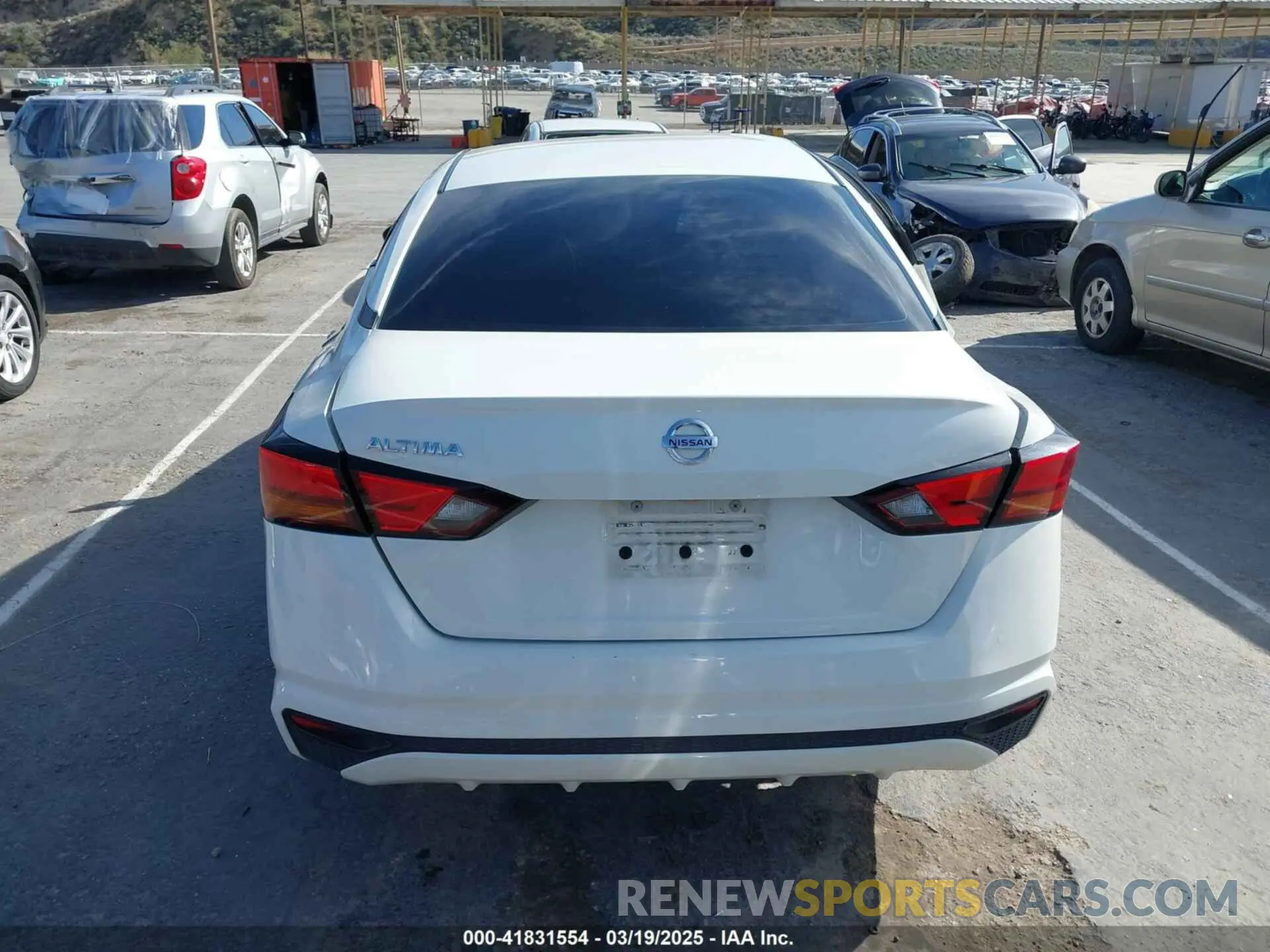 16 Photograph of a damaged car 1N4BL4BV1MN392131 NISSAN ALTIMA 2021