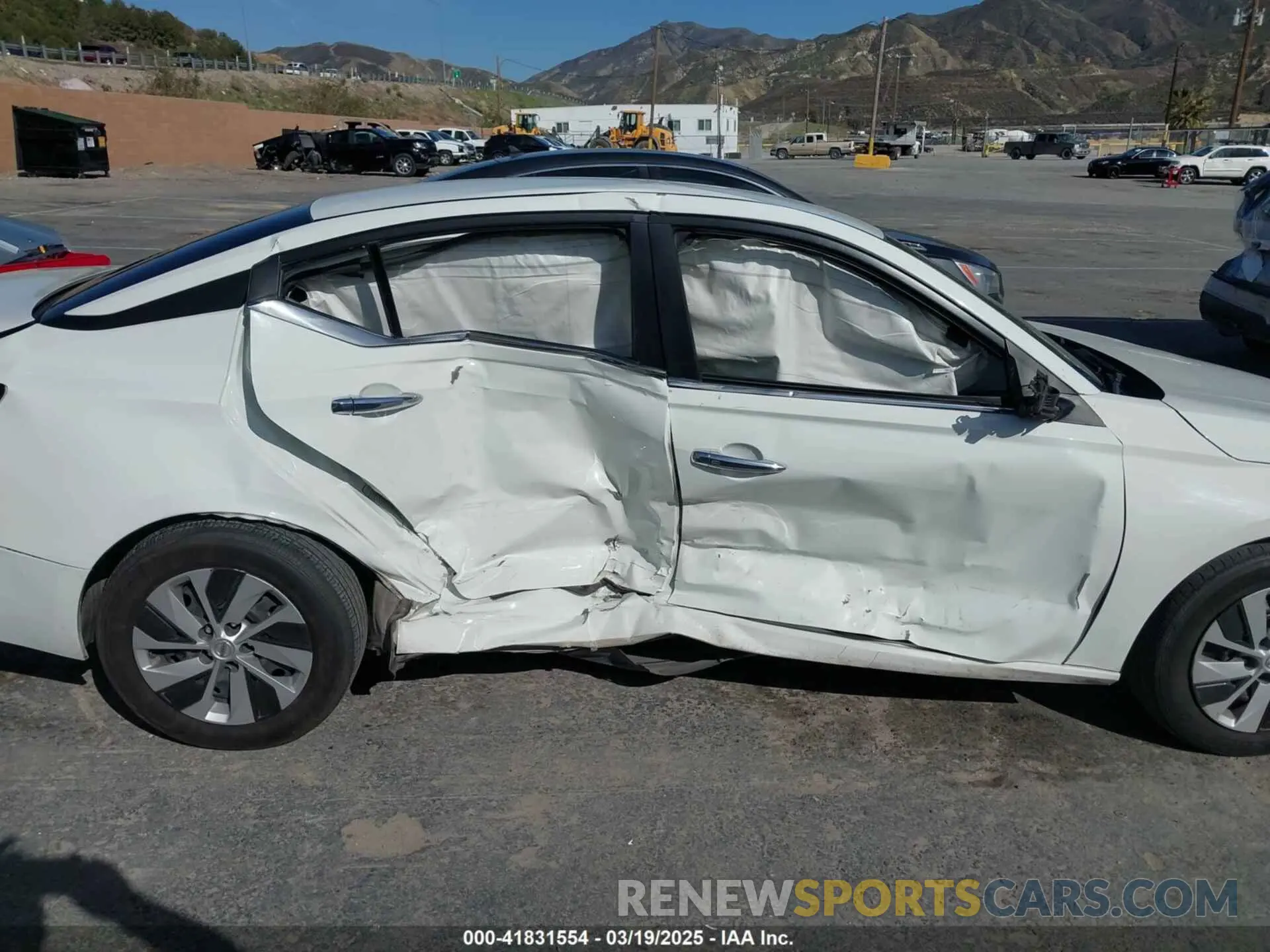 6 Photograph of a damaged car 1N4BL4BV1MN392131 NISSAN ALTIMA 2021