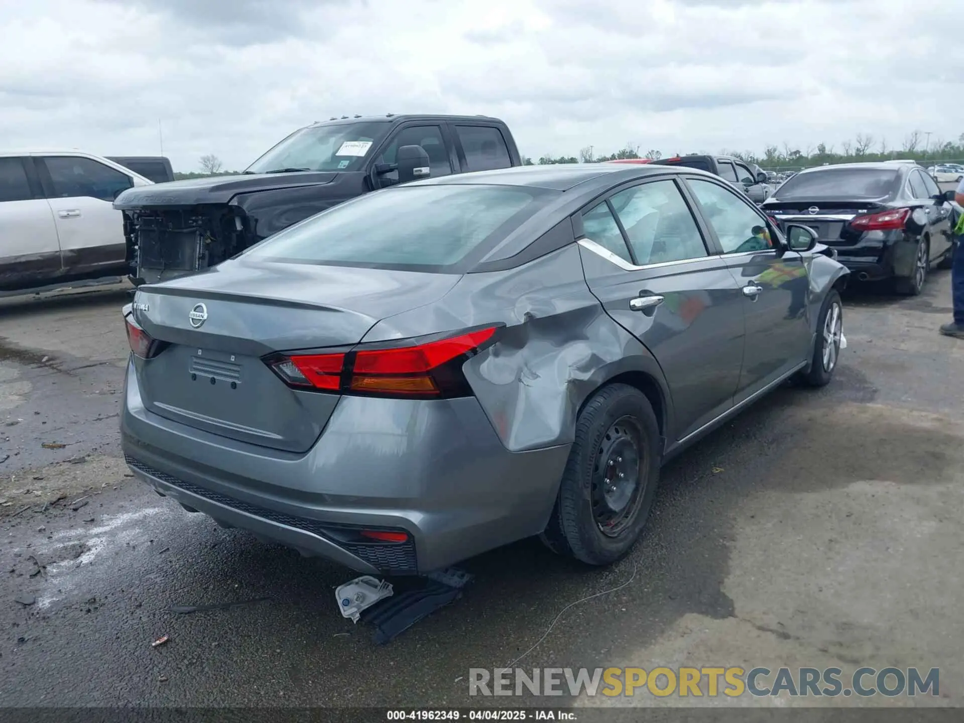 4 Photograph of a damaged car 1N4BL4BV1MN399662 NISSAN ALTIMA 2021