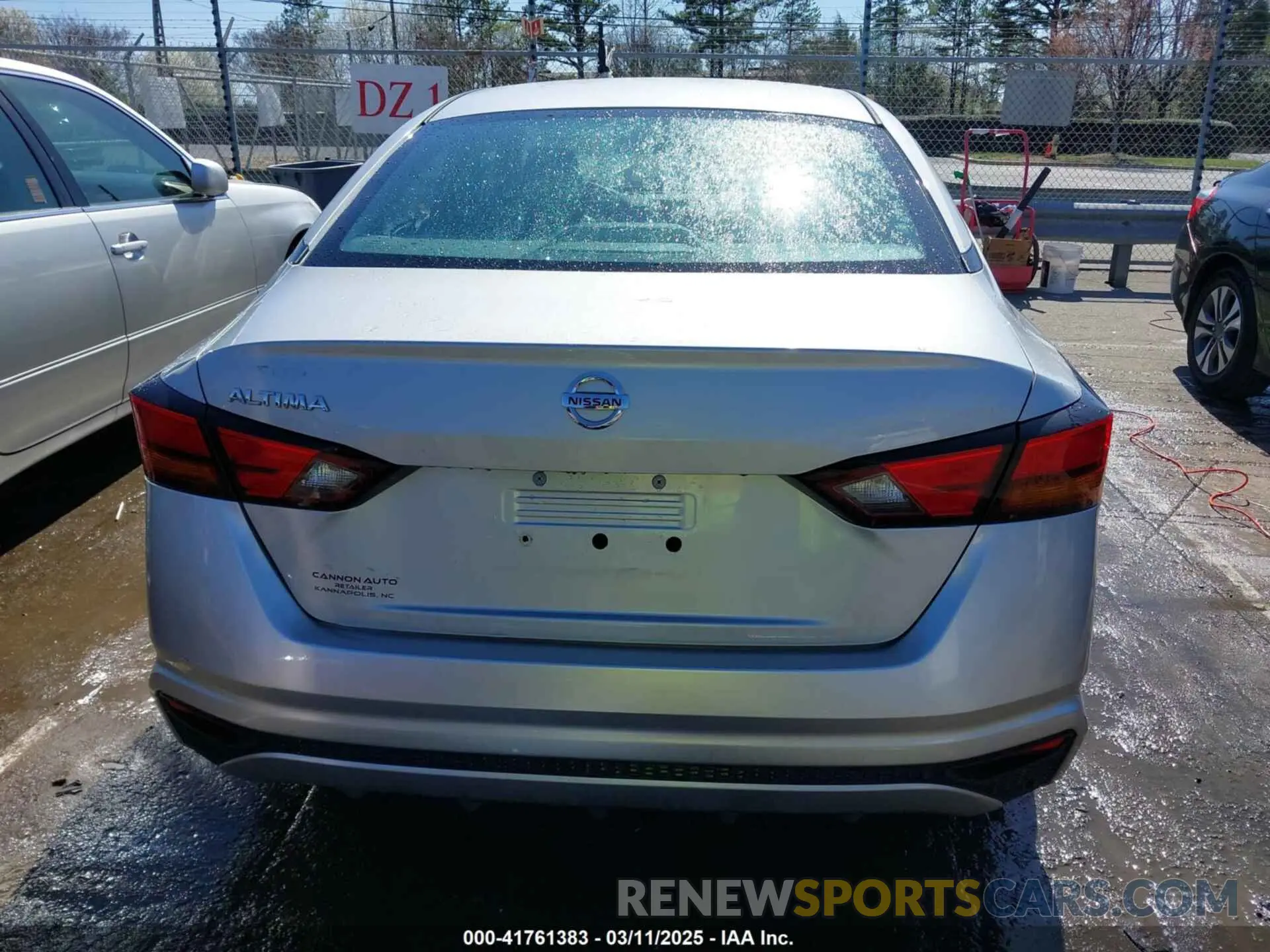 17 Photograph of a damaged car 1N4BL4BV2MN364984 NISSAN ALTIMA 2021