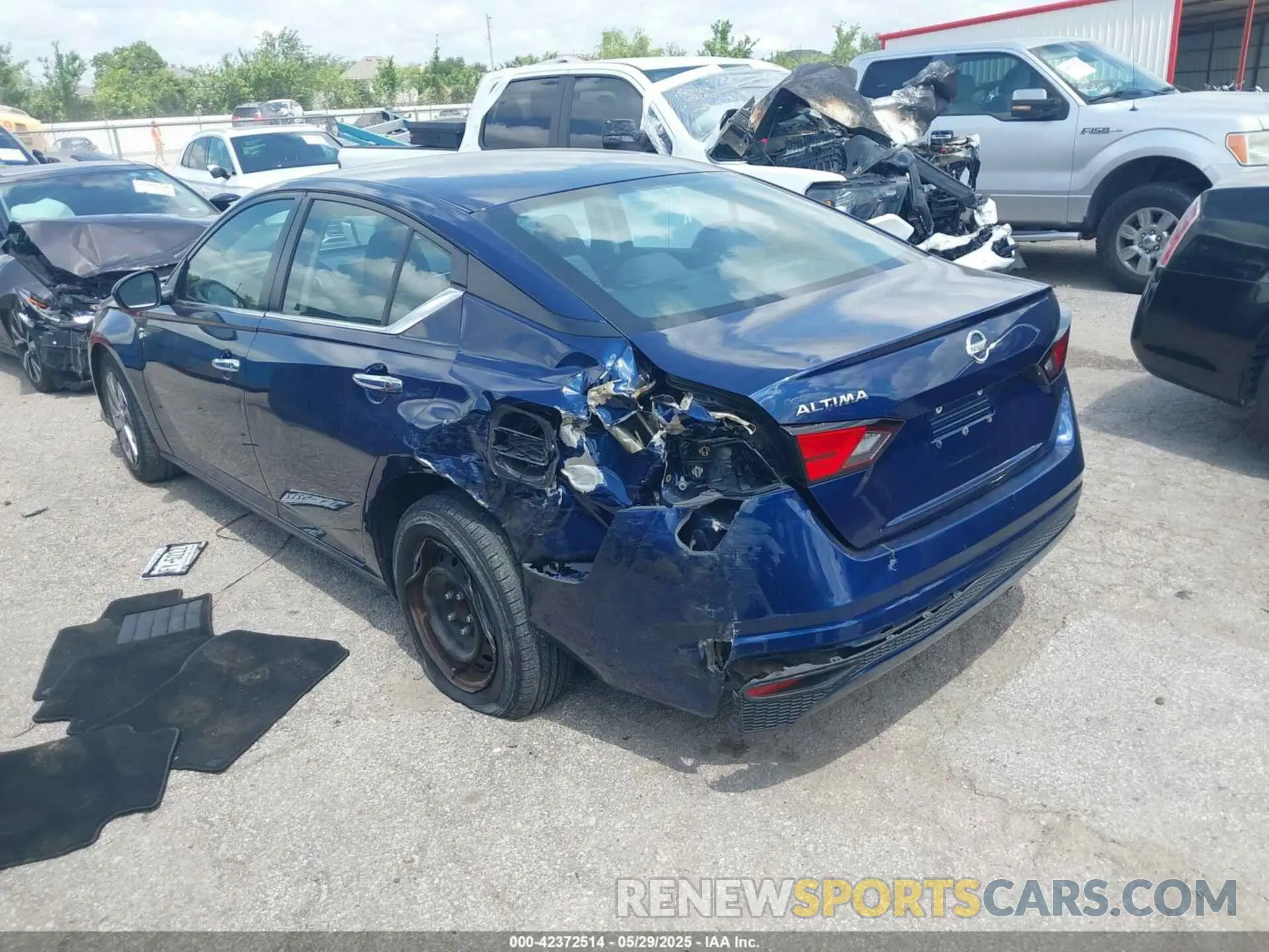 3 Photograph of a damaged car 1N4BL4BV2MN391148 NISSAN ALTIMA 2021