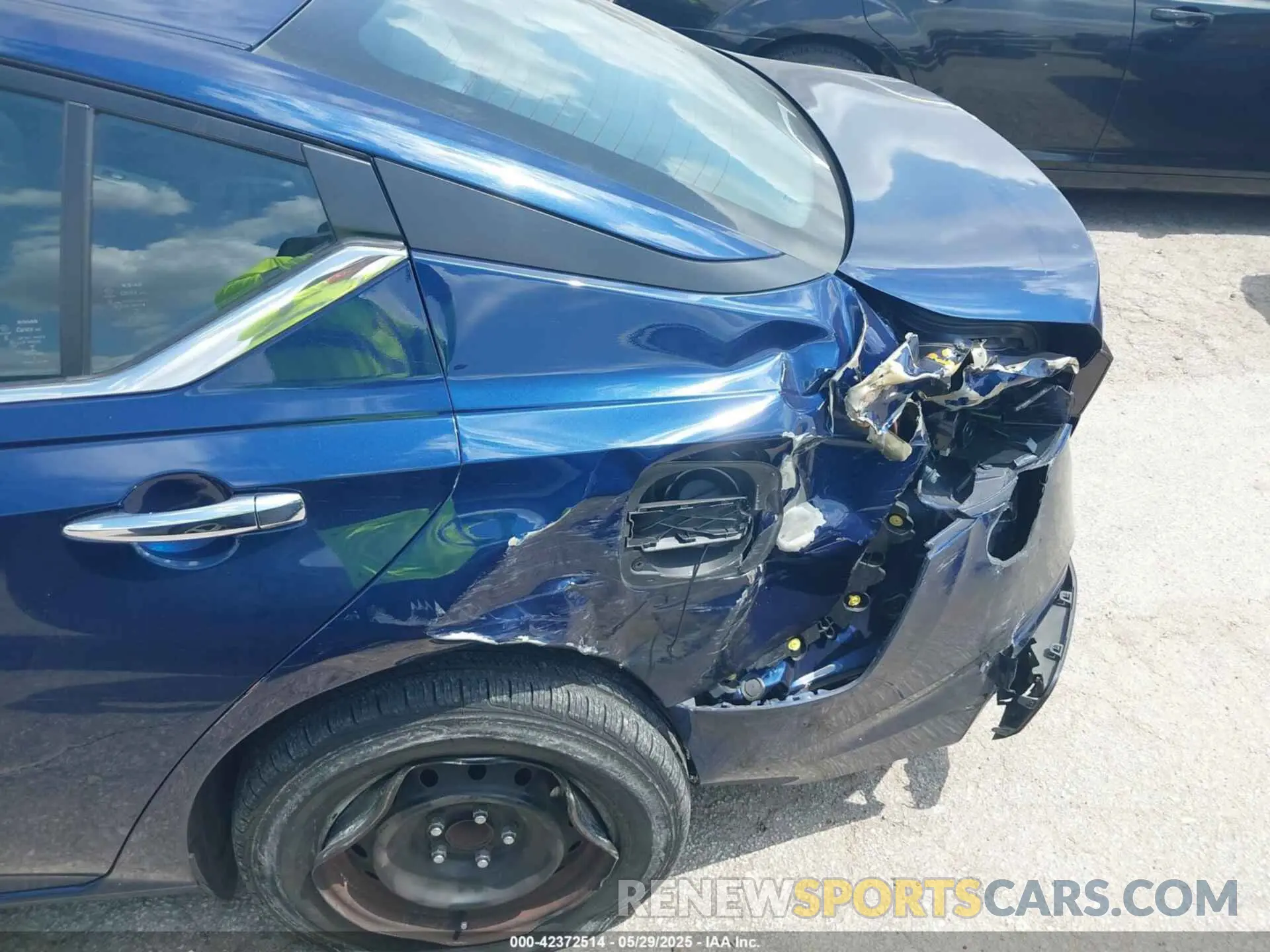 6 Photograph of a damaged car 1N4BL4BV2MN391148 NISSAN ALTIMA 2021