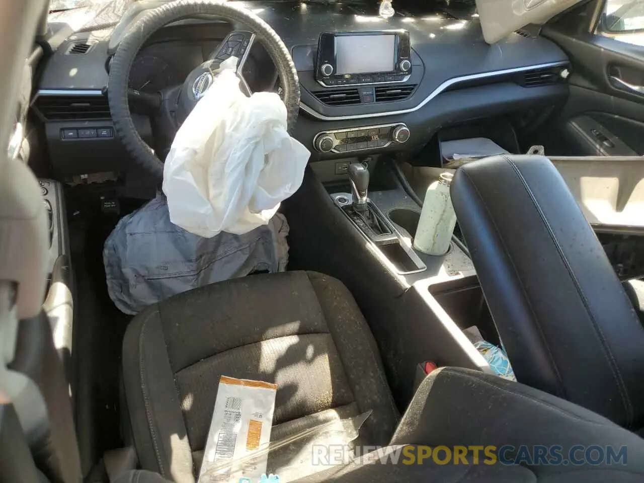 8 Photograph of a damaged car 1N4BL4BV3MN310240 NISSAN ALTIMA 2021