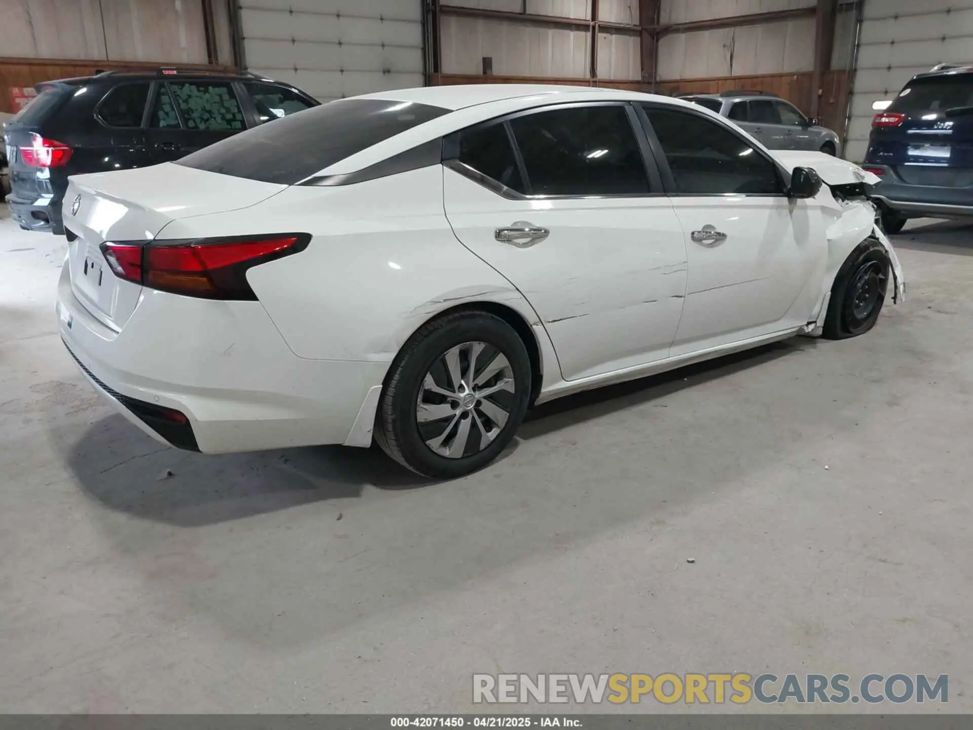 4 Photograph of a damaged car 1N4BL4BV3MN328320 NISSAN ALTIMA 2021