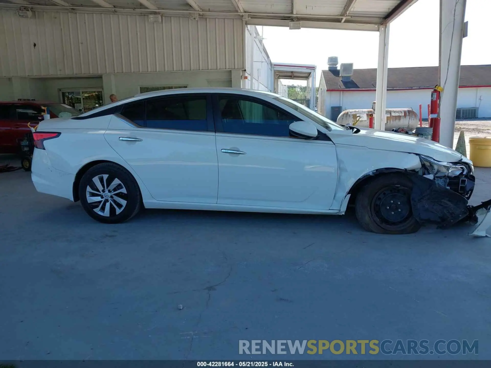13 Photograph of a damaged car 1N4BL4BV3MN369241 NISSAN ALTIMA 2021