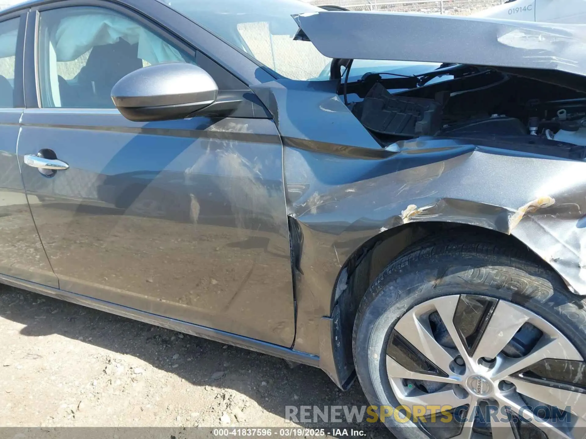 18 Photograph of a damaged car 1N4BL4BV3MN380269 NISSAN ALTIMA 2021