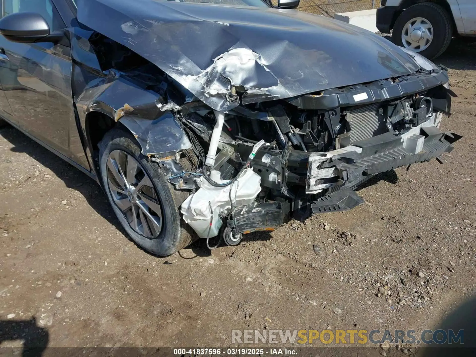 19 Photograph of a damaged car 1N4BL4BV3MN380269 NISSAN ALTIMA 2021
