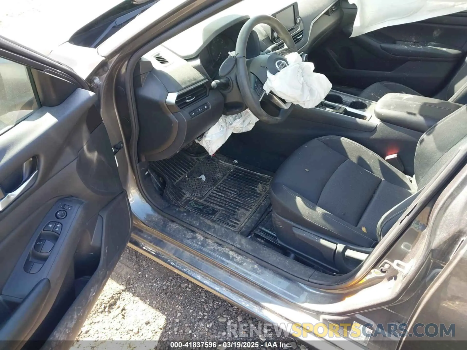 5 Photograph of a damaged car 1N4BL4BV3MN380269 NISSAN ALTIMA 2021