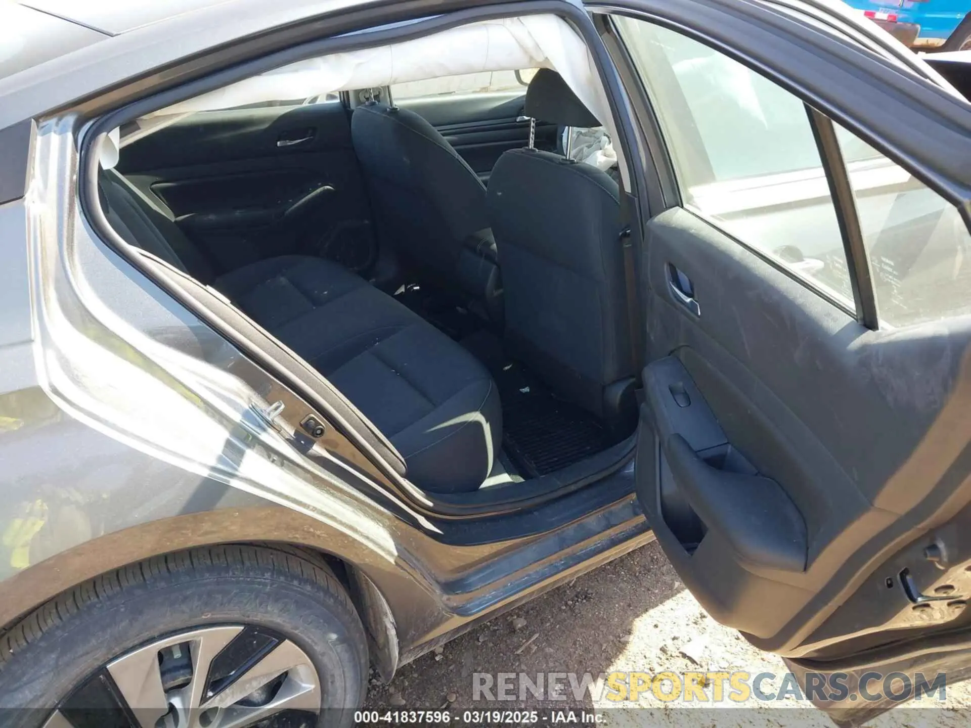 8 Photograph of a damaged car 1N4BL4BV3MN380269 NISSAN ALTIMA 2021